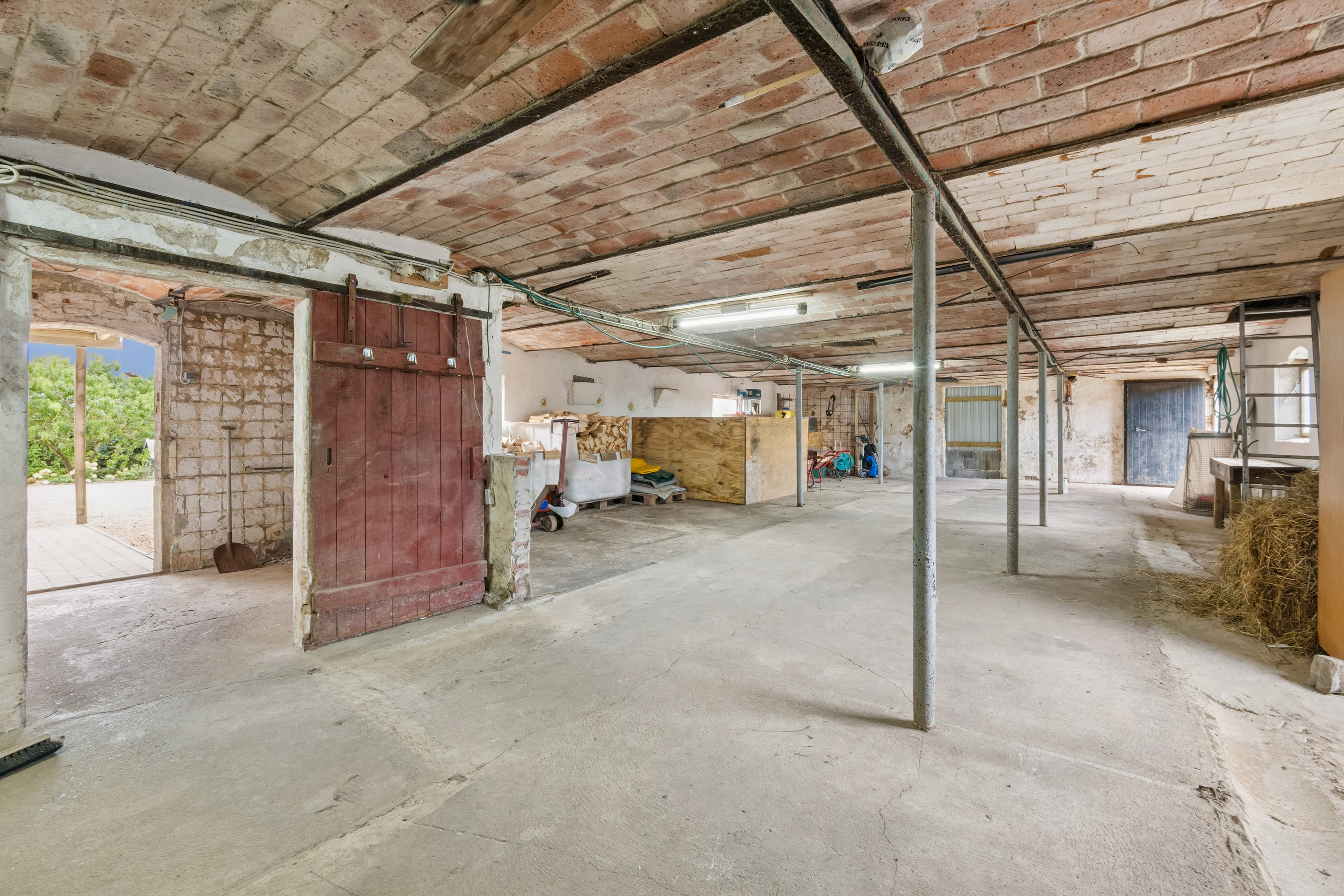 Fremhævet stald billede i fuldskærmstilstand. Billede af Viumvej 16, 7870 Roslev