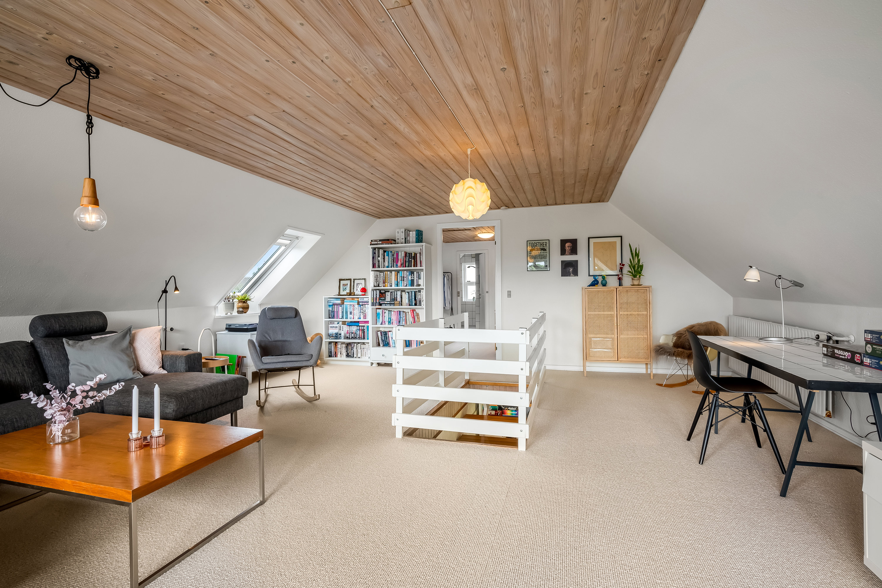 Fremhævet stue billede i fuldskærmstilstand. Billede af Elkjærvej 101, Mejrup, 7500 Holstebro