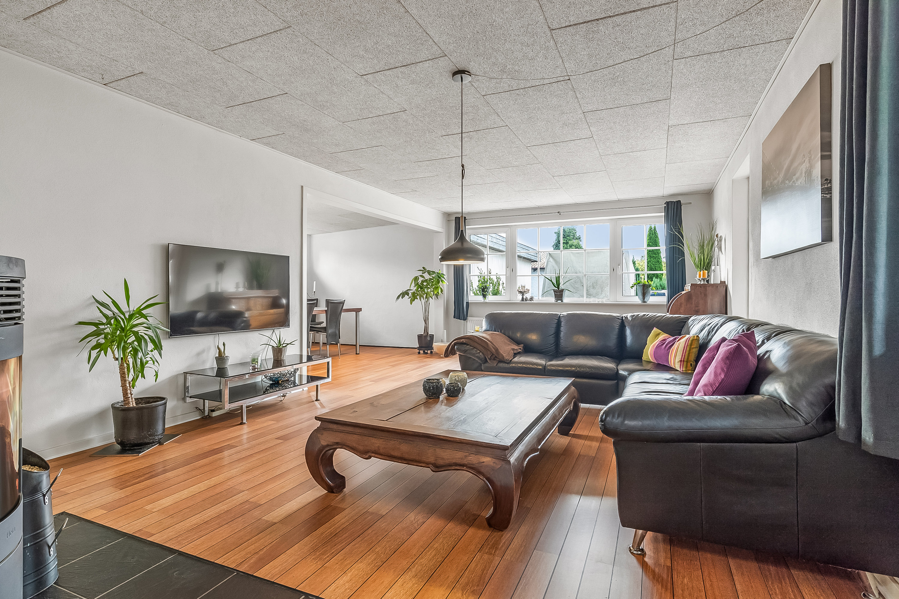 Fremhævet stue billede i fuldskærmstilstand. Billede af Jægervænget 30, Nørremarken, 7100 Vejle