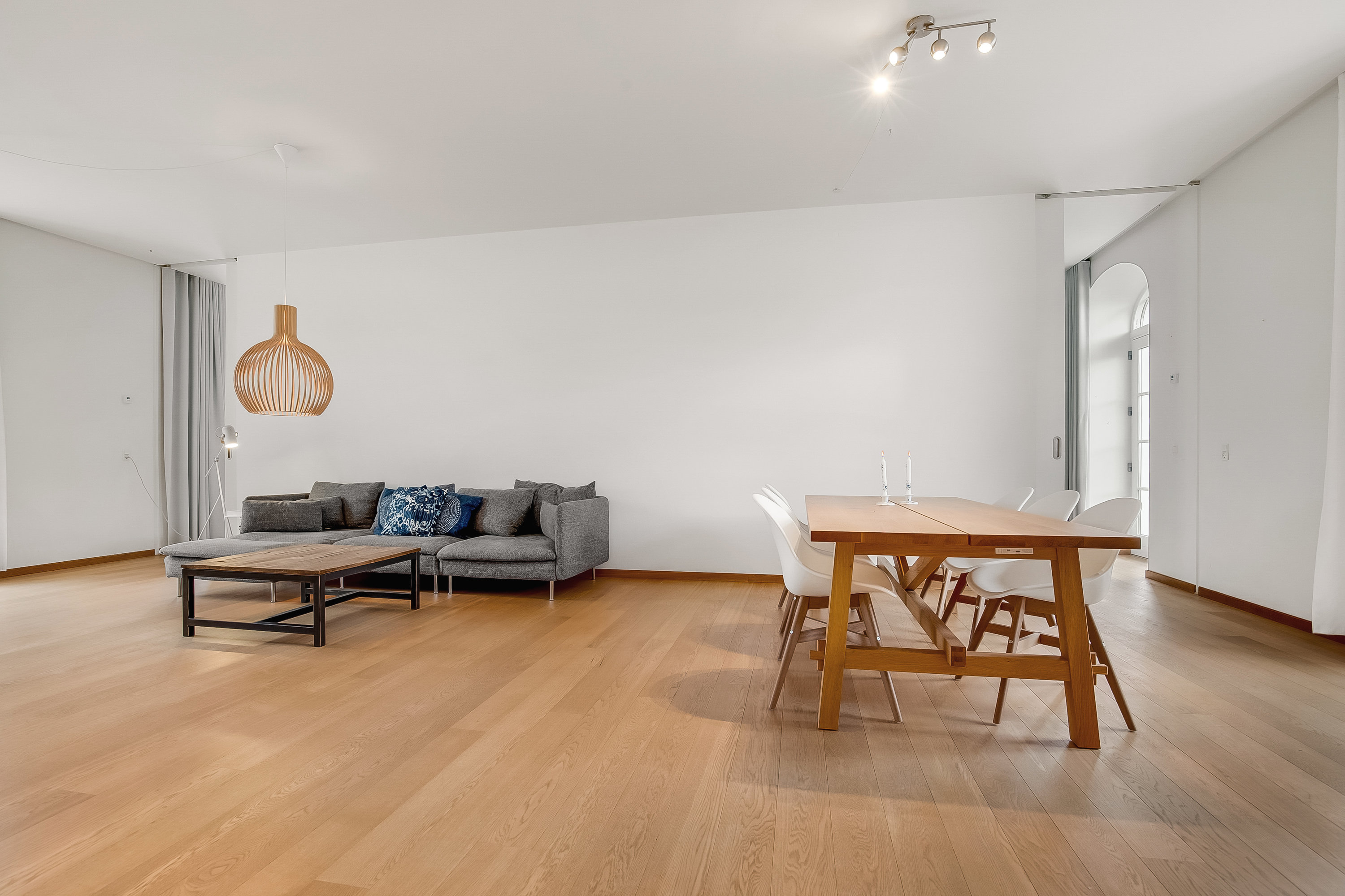 Fremhævet stue billede i fuldskærmstilstand. Billede af Brejning Strand 1C, st.. th., Brejning, 7080 Børkop