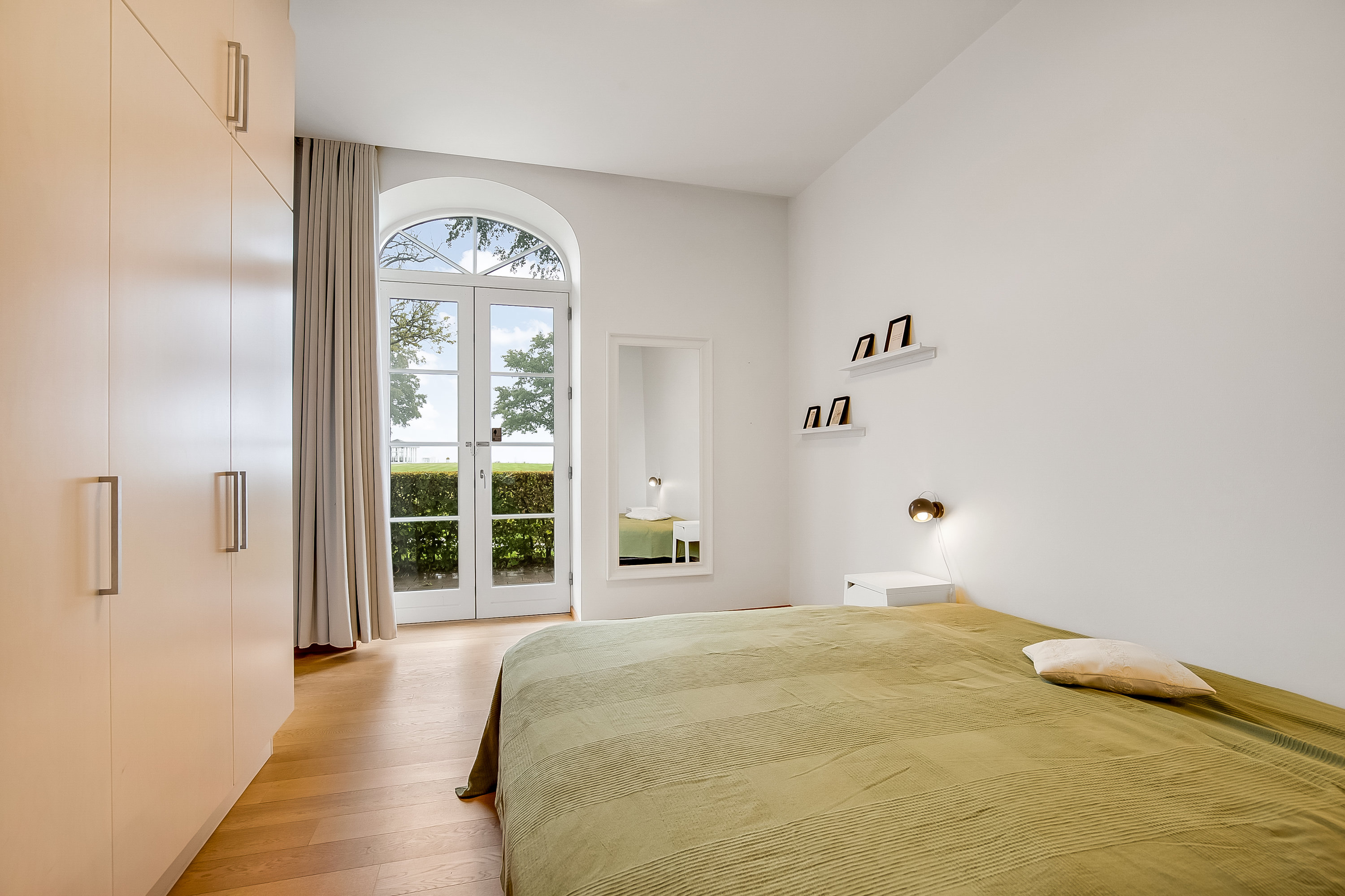 Fremhævet soveværelse billede i fuldskærmstilstand. Billede af Brejning Strand 1C, st.. th., Brejning, 7080 Børkop