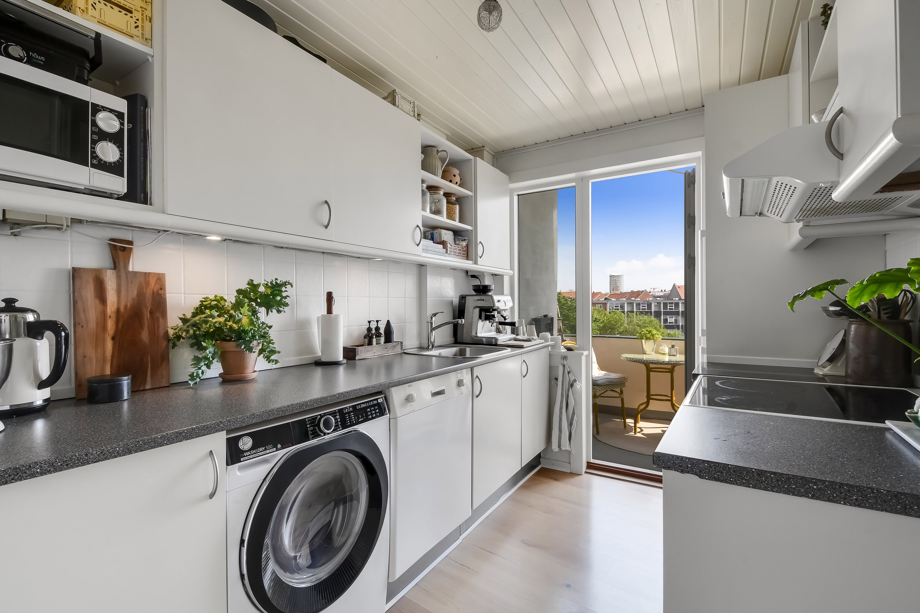 Fremhævet køkken billede i fuldskærmstilstand. Billede af Strandby Plads 1, 3. th., 6700 Esbjerg