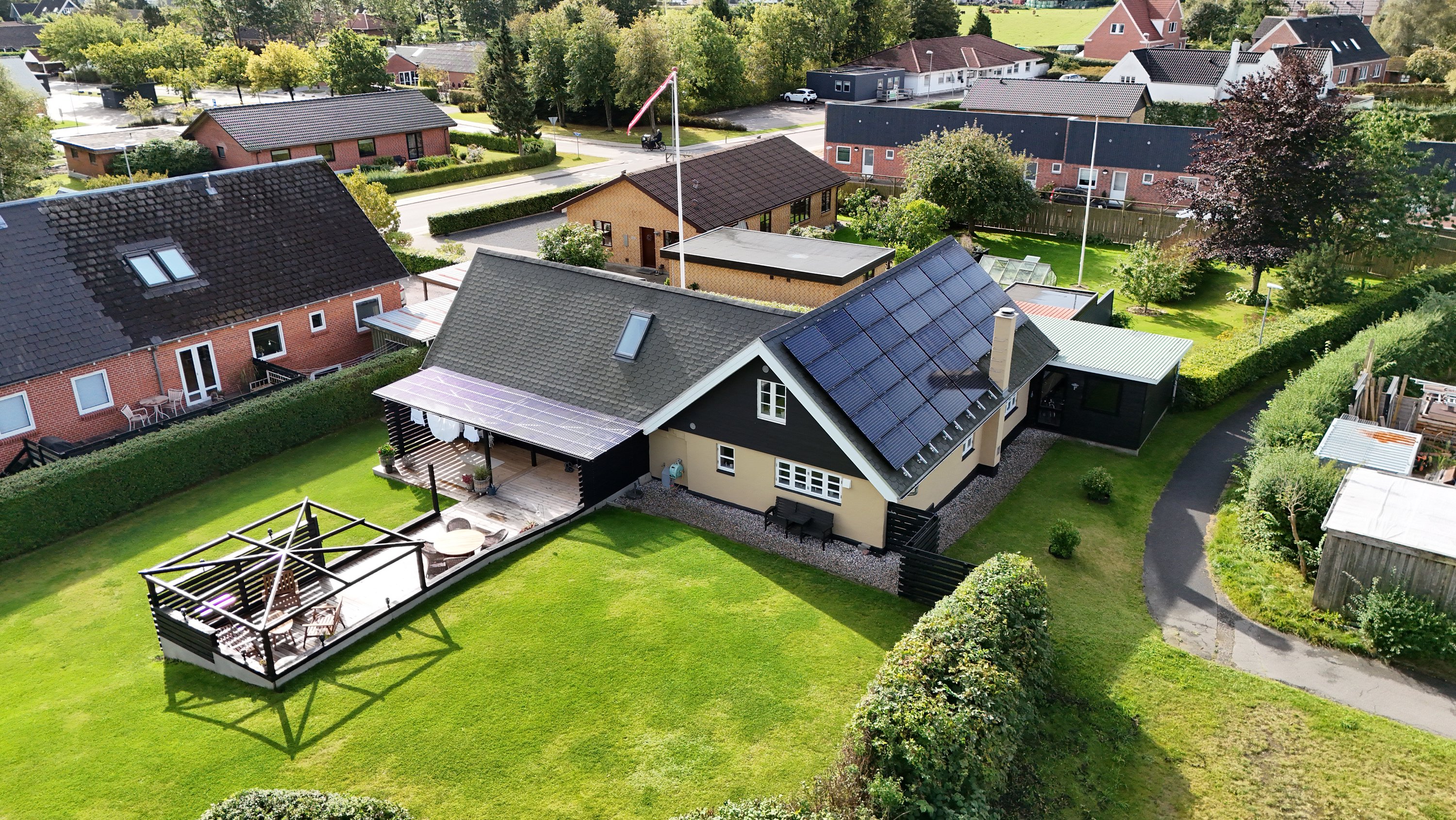 Fremhævet luftfoto billede i fuldskærmstilstand. Billede af Blåkildevej 25, 9510 Arden