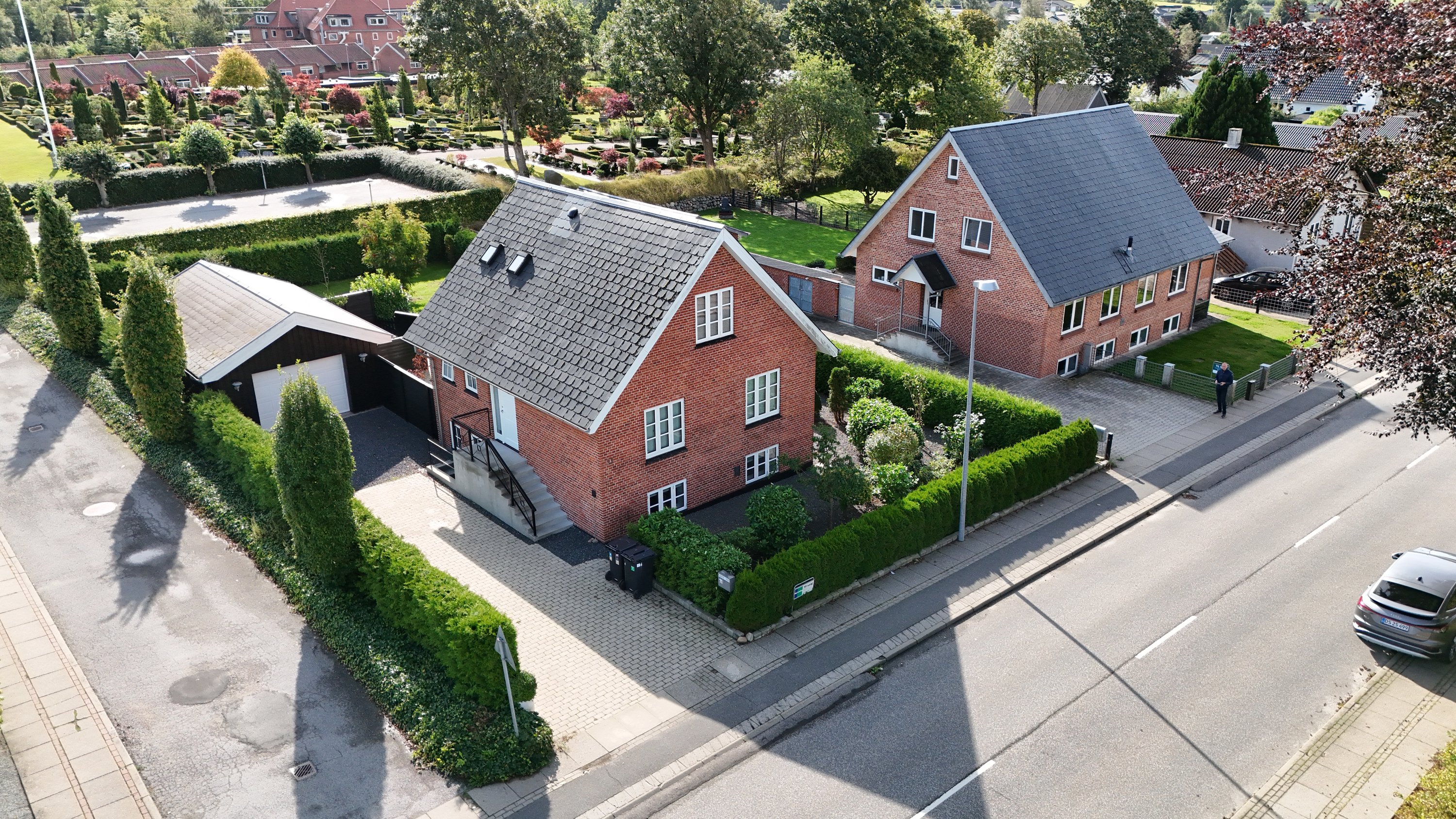 Fremhævet luftfoto billede i fuldskærmstilstand. Billede af Myhlenbergvej 11, 9510 Arden