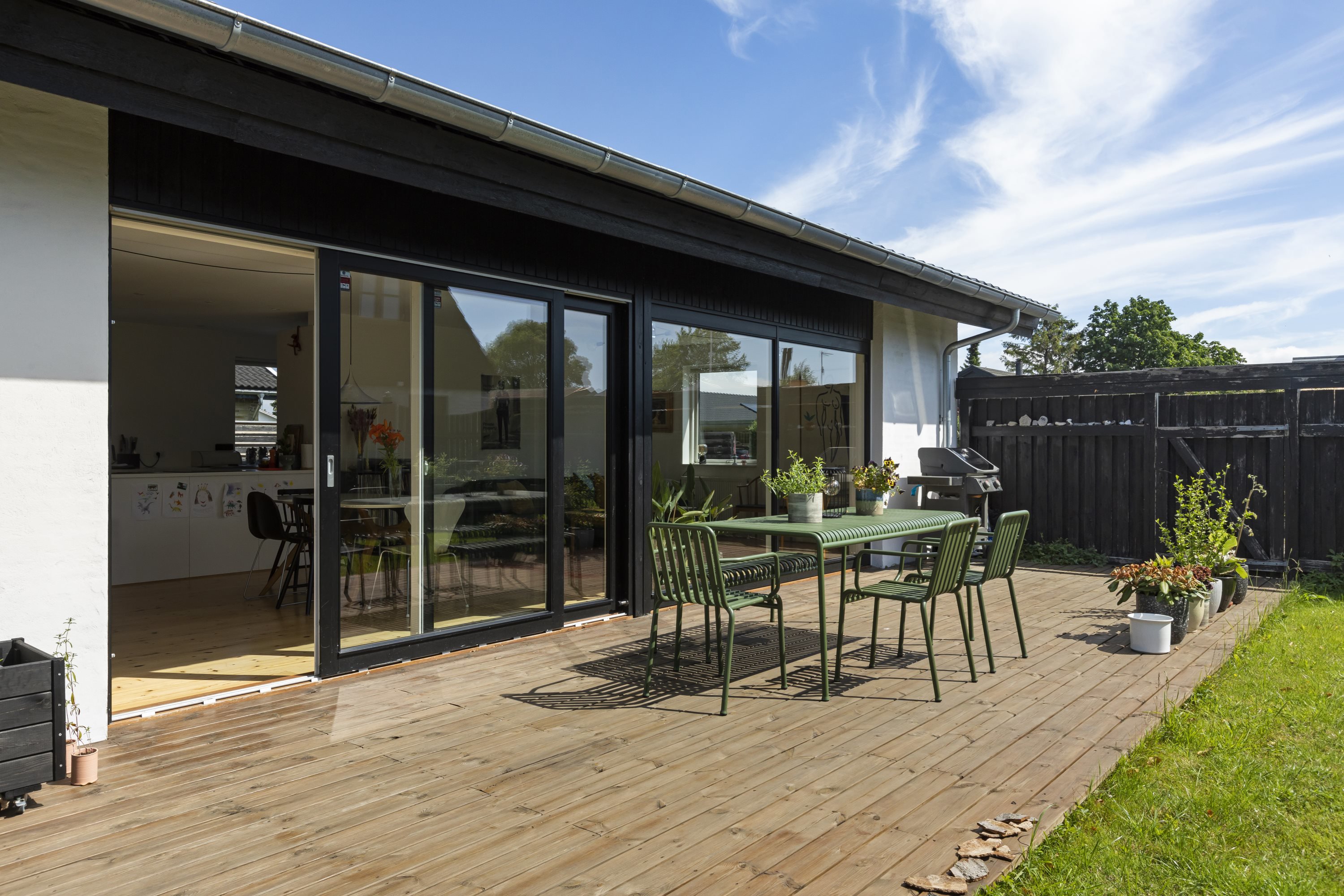 Fremhævet terrasse billede i fuldskærmstilstand. Billede af Torndalsvej 12, 2650 Hvidovre