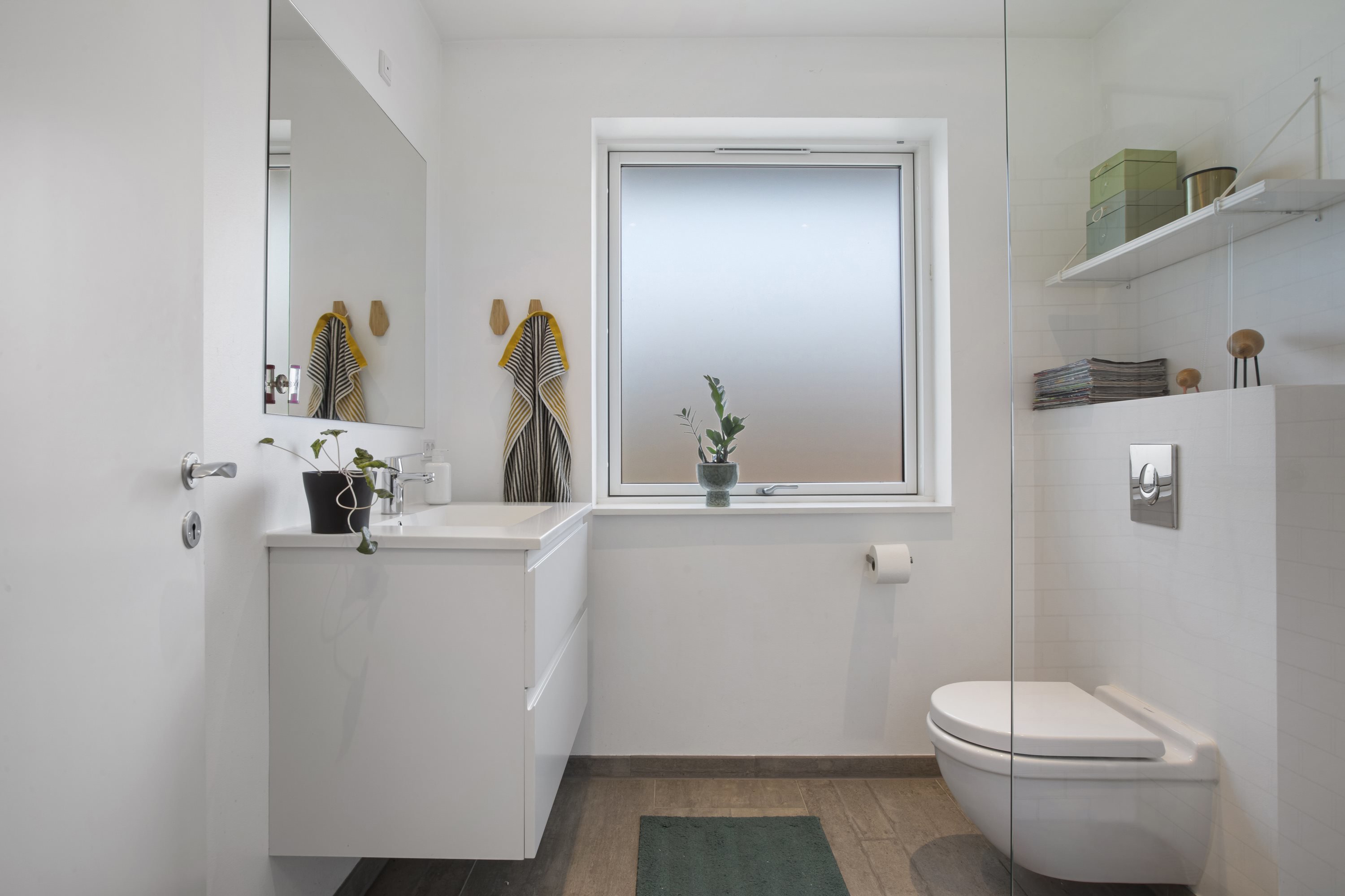 Fremhævet badeværelse billede i fuldskærmstilstand. Billede af Torndalsvej 12, 2650 Hvidovre