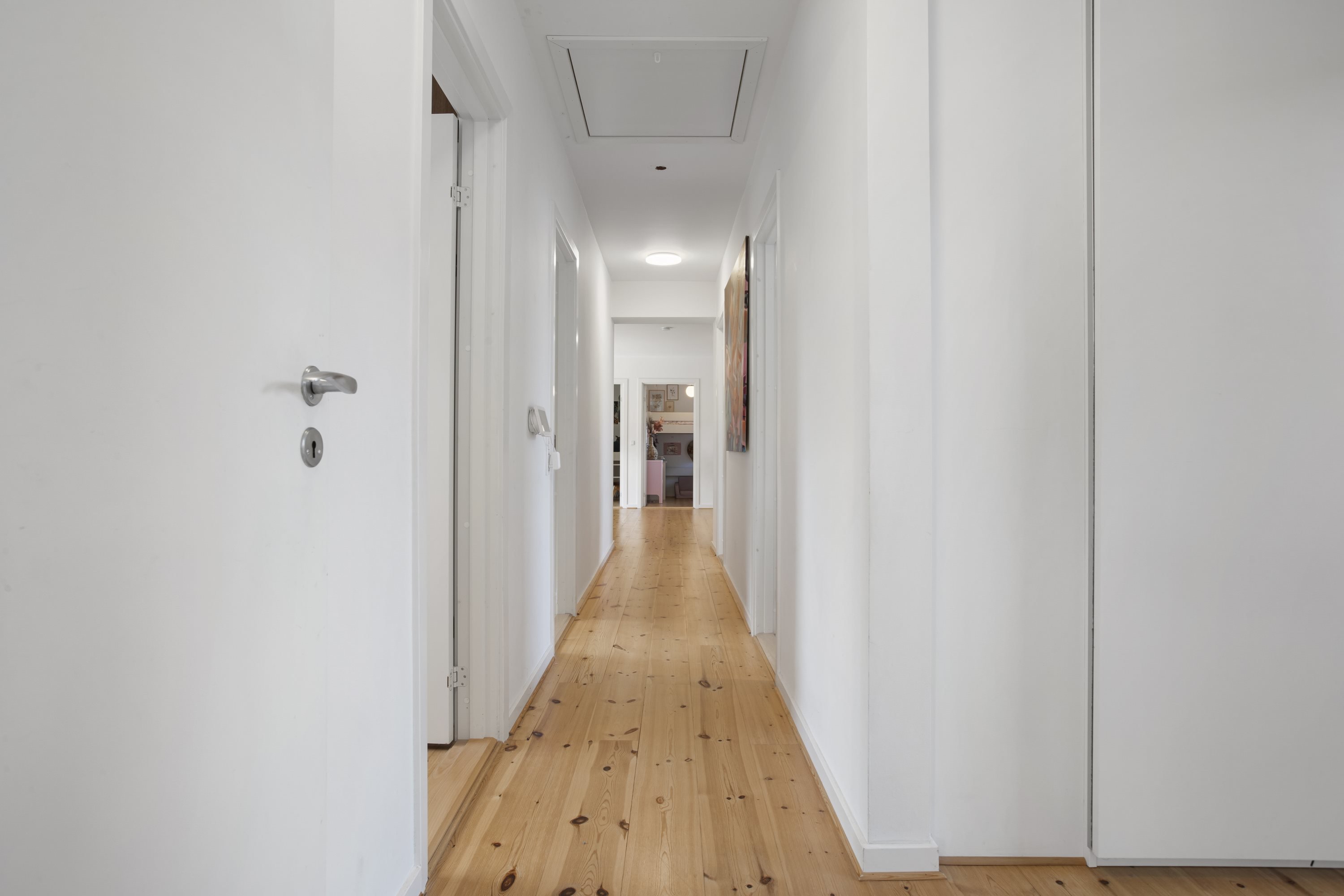 Fremhævet gang billede i fuldskærmstilstand. Billede af Torndalsvej 12, 2650 Hvidovre