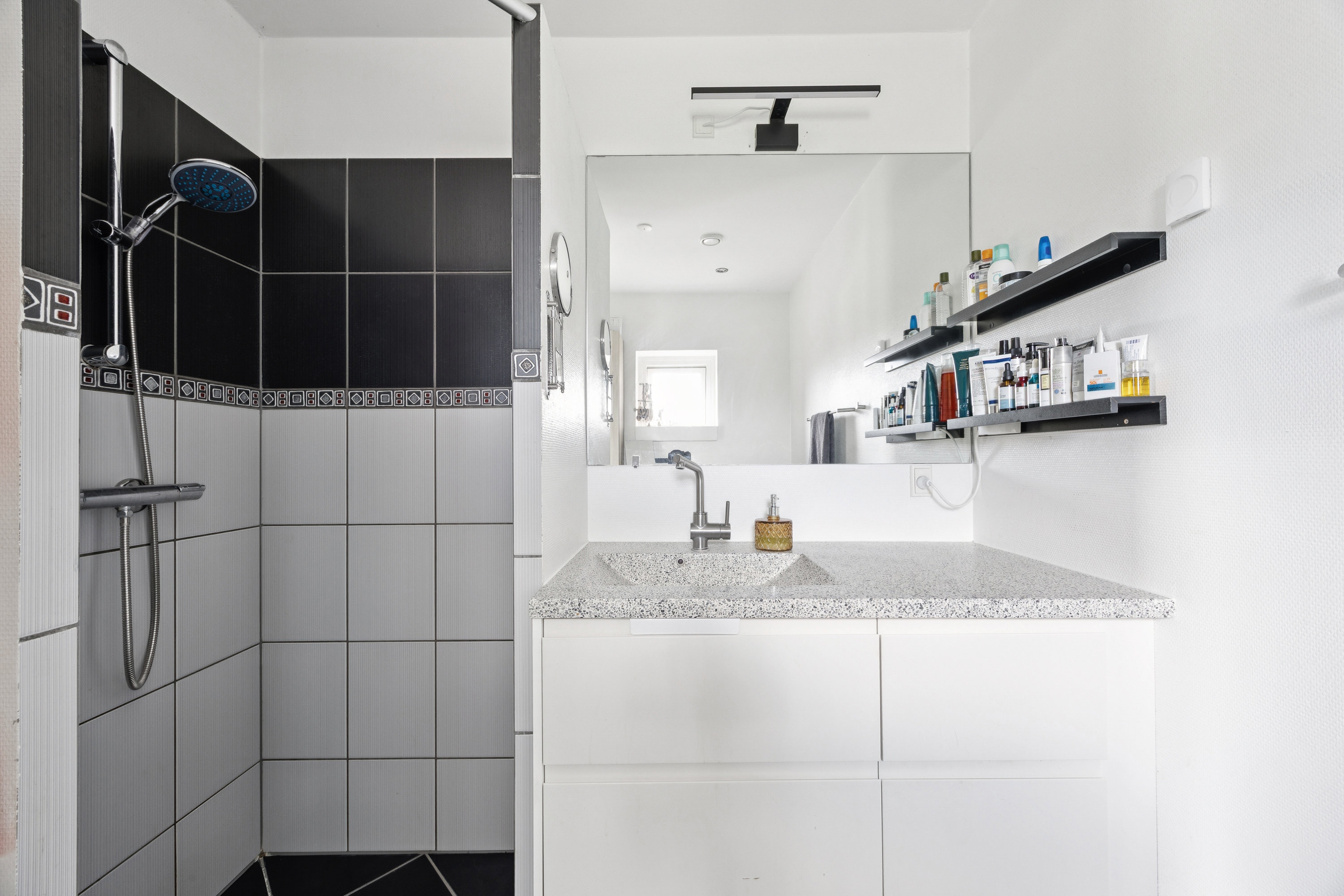 Fremhævet badeværelse billede i fuldskærmstilstand. Billede af Munkedalen 34, 4100 Ringsted