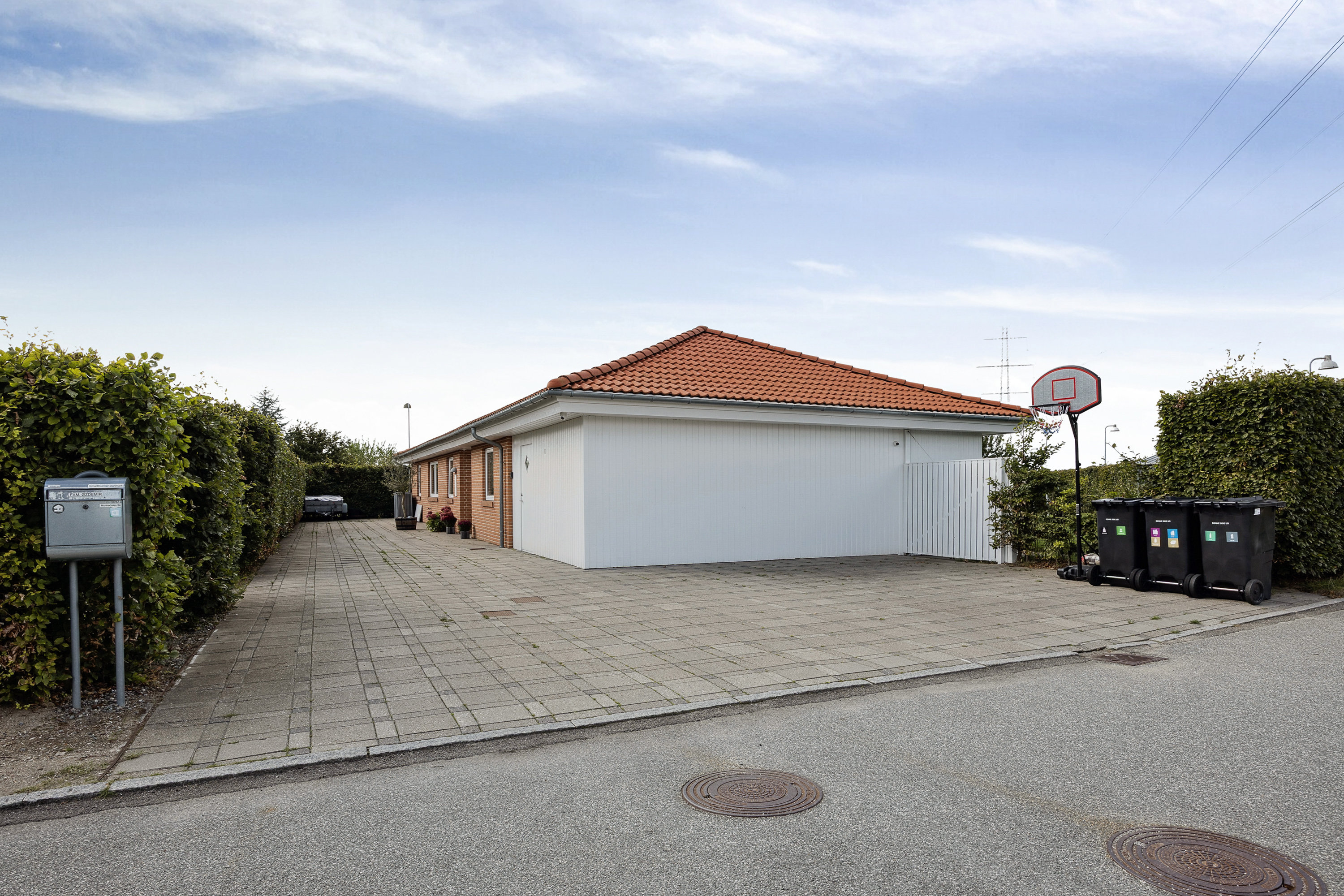 Fremhævet ejendom 1 billede i fuldskærmstilstand. Billede af Munkedalen 34, 4100 Ringsted