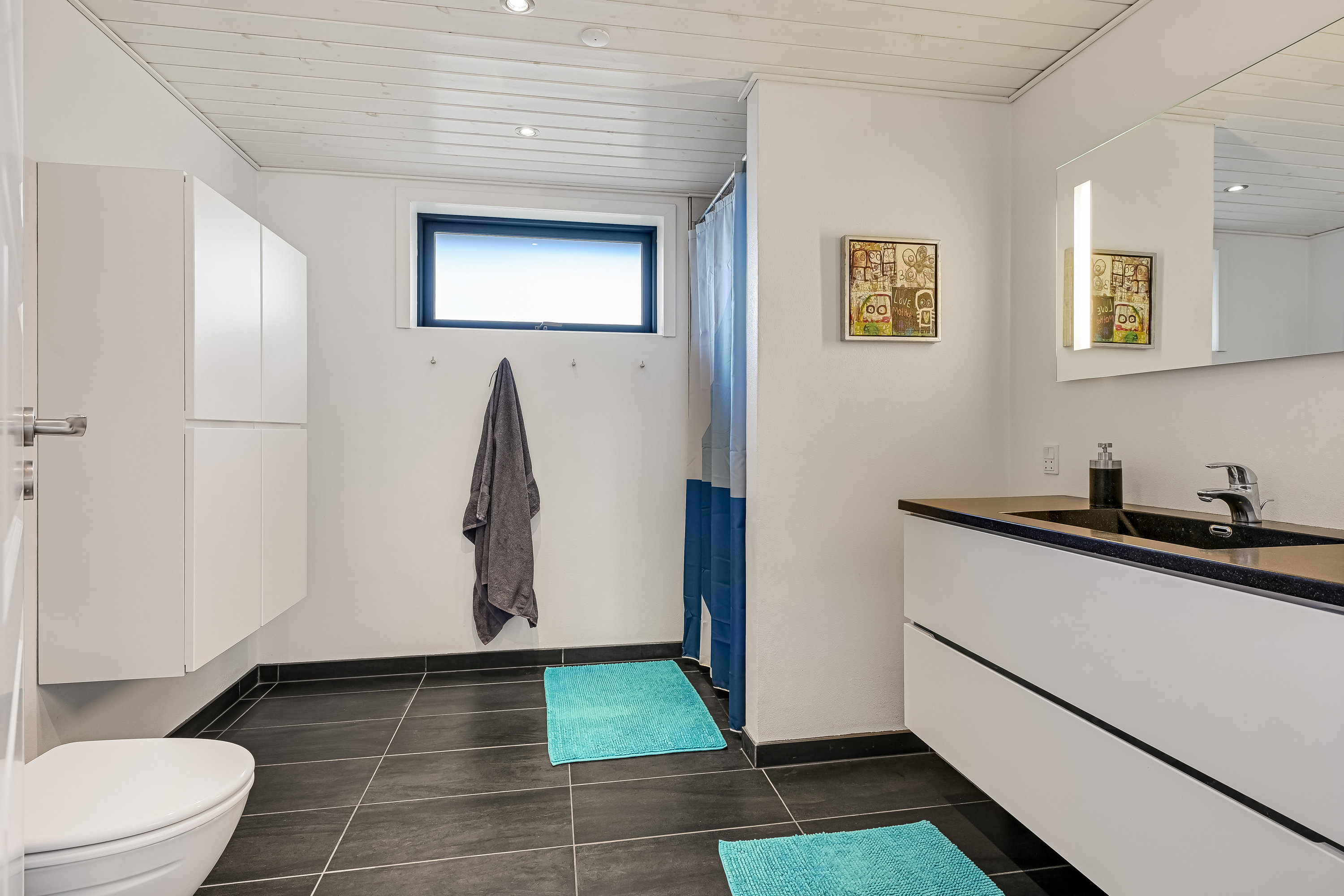 Miniaturebillede 2: badeværelse. Billede af Marsvænget 41, 6710 Esbjerg V