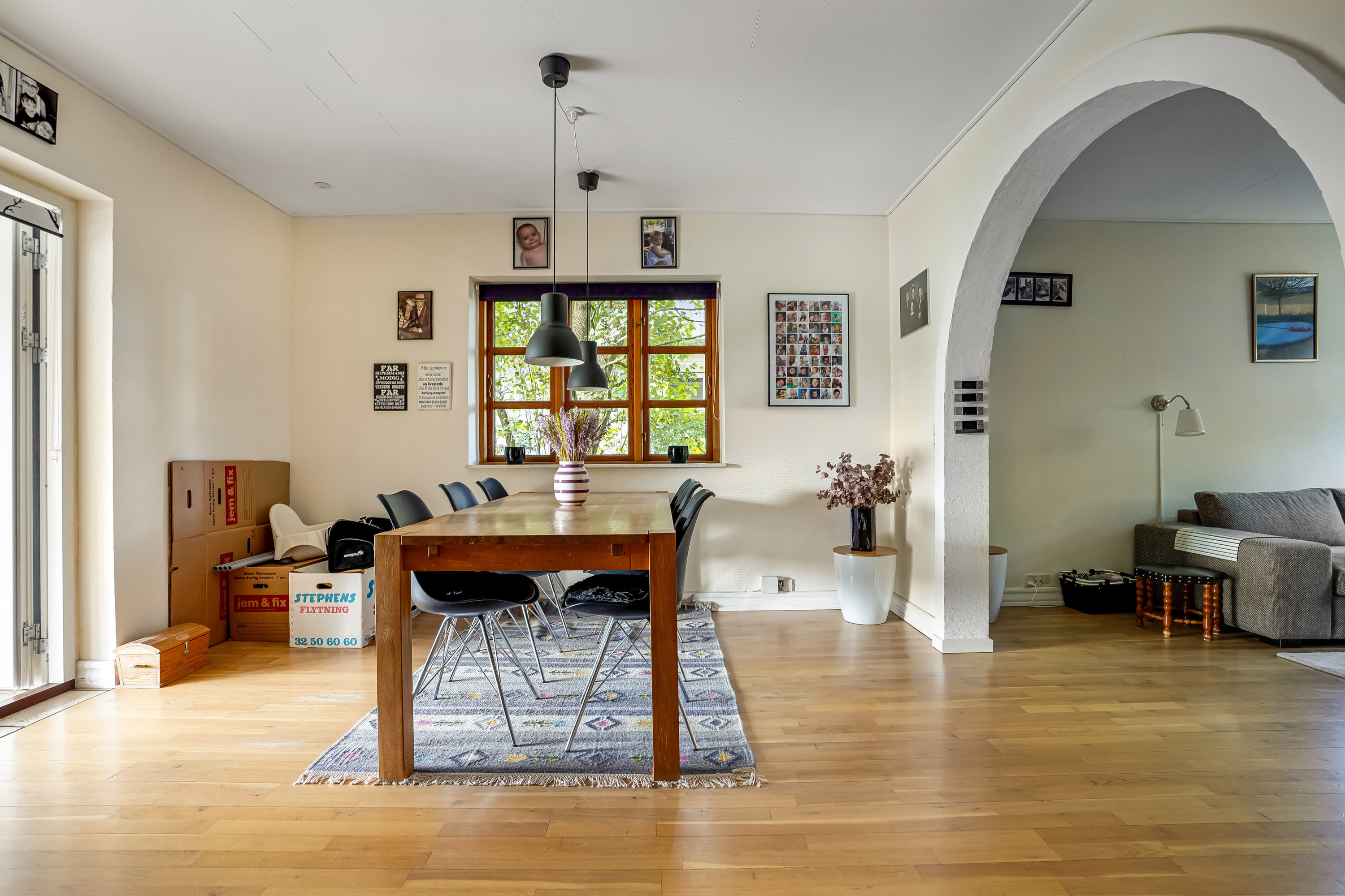 Fremhævet stue billede i fuldskærmstilstand. Billede af Odensevej 51, Verninge, 5690 Tommerup