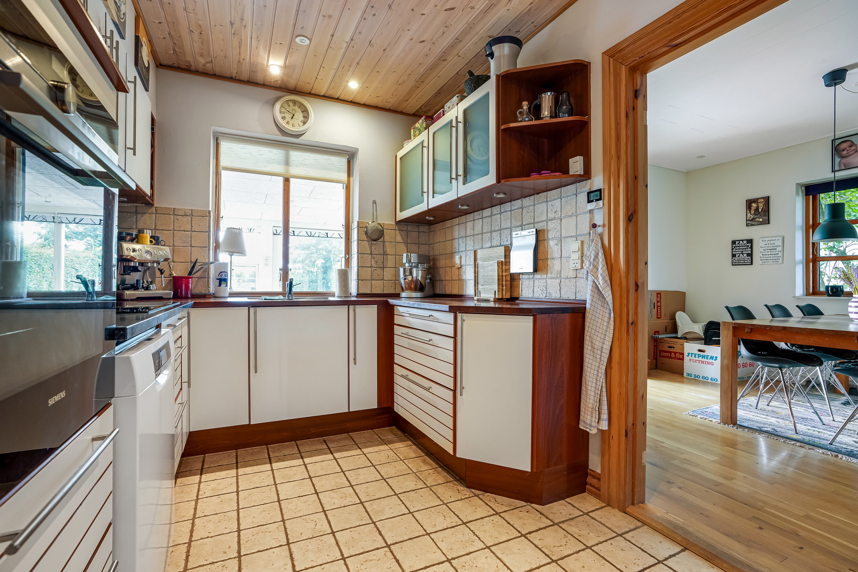 Fremhævet køkken billede i fuldskærmstilstand. Billede af Odensevej 51, Verninge, 5690 Tommerup