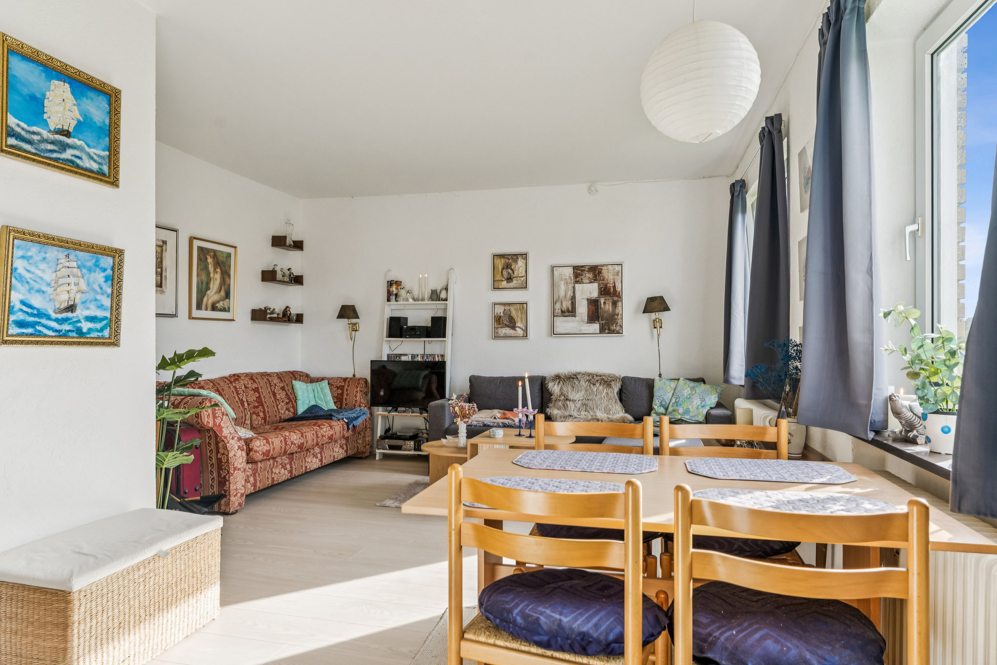 Fremhævet stue billede i fuldskærmstilstand. Billede af Platanvej 56, 2. mf., 8930 Randers NØ