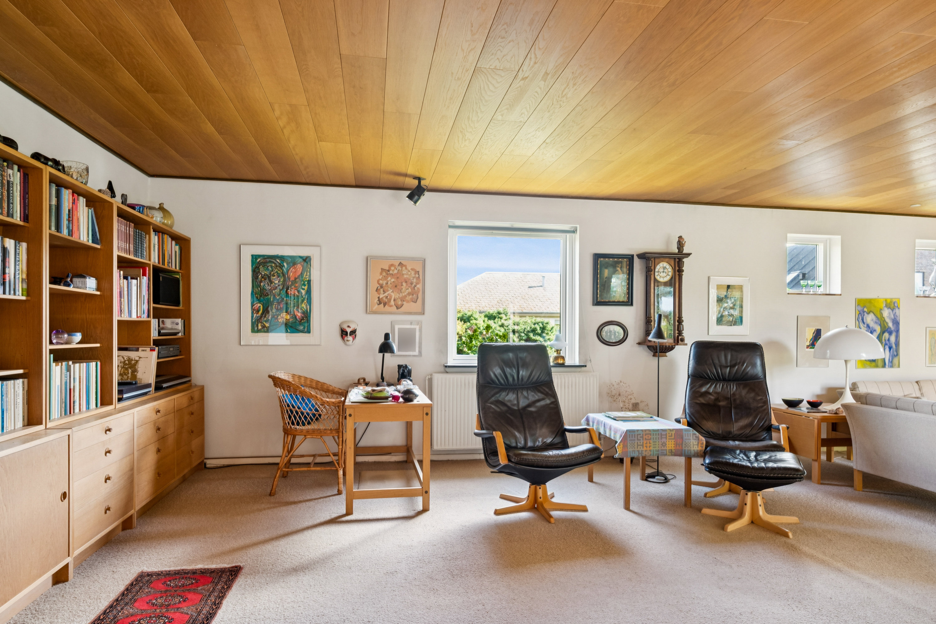 Fremhævet stue billede i fuldskærmstilstand. Billede af Toftesvinget 7, 8250 Egå