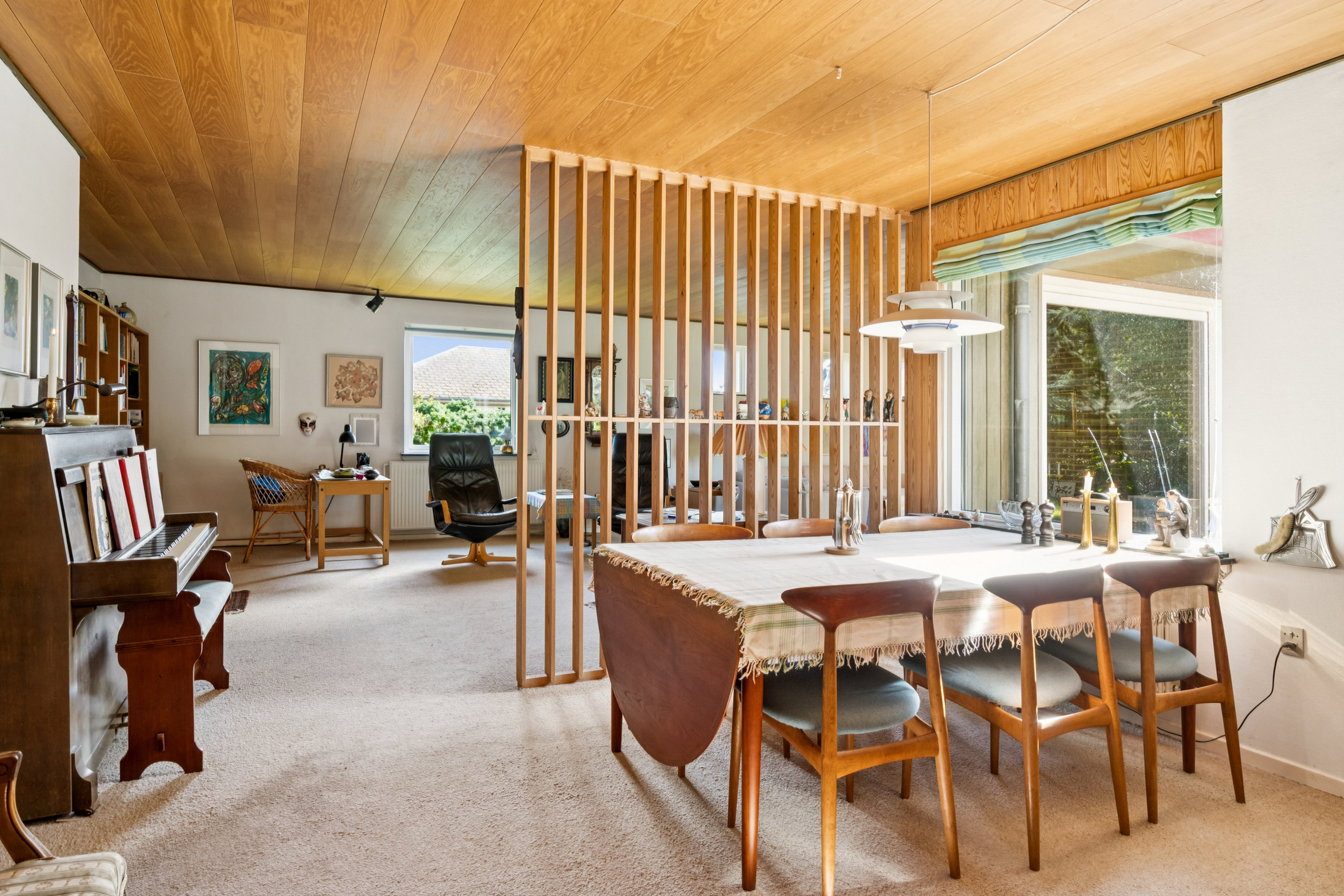 Fremhævet spisestue billede i fuldskærmstilstand. Billede af Toftesvinget 7, 8250 Egå