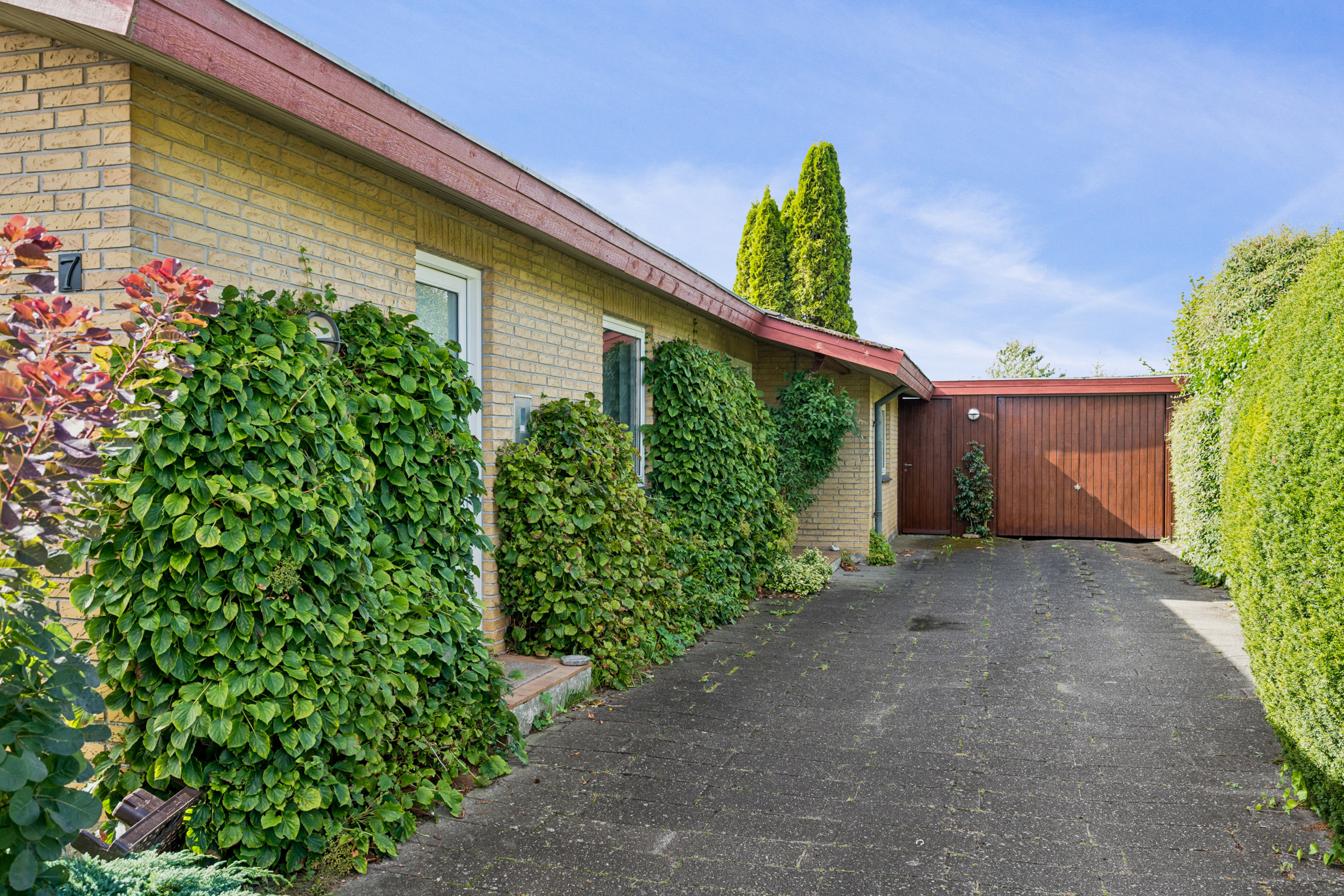 Fremhævet ejendom 1 billede i fuldskærmstilstand. Billede af Toftesvinget 7, 8250 Egå