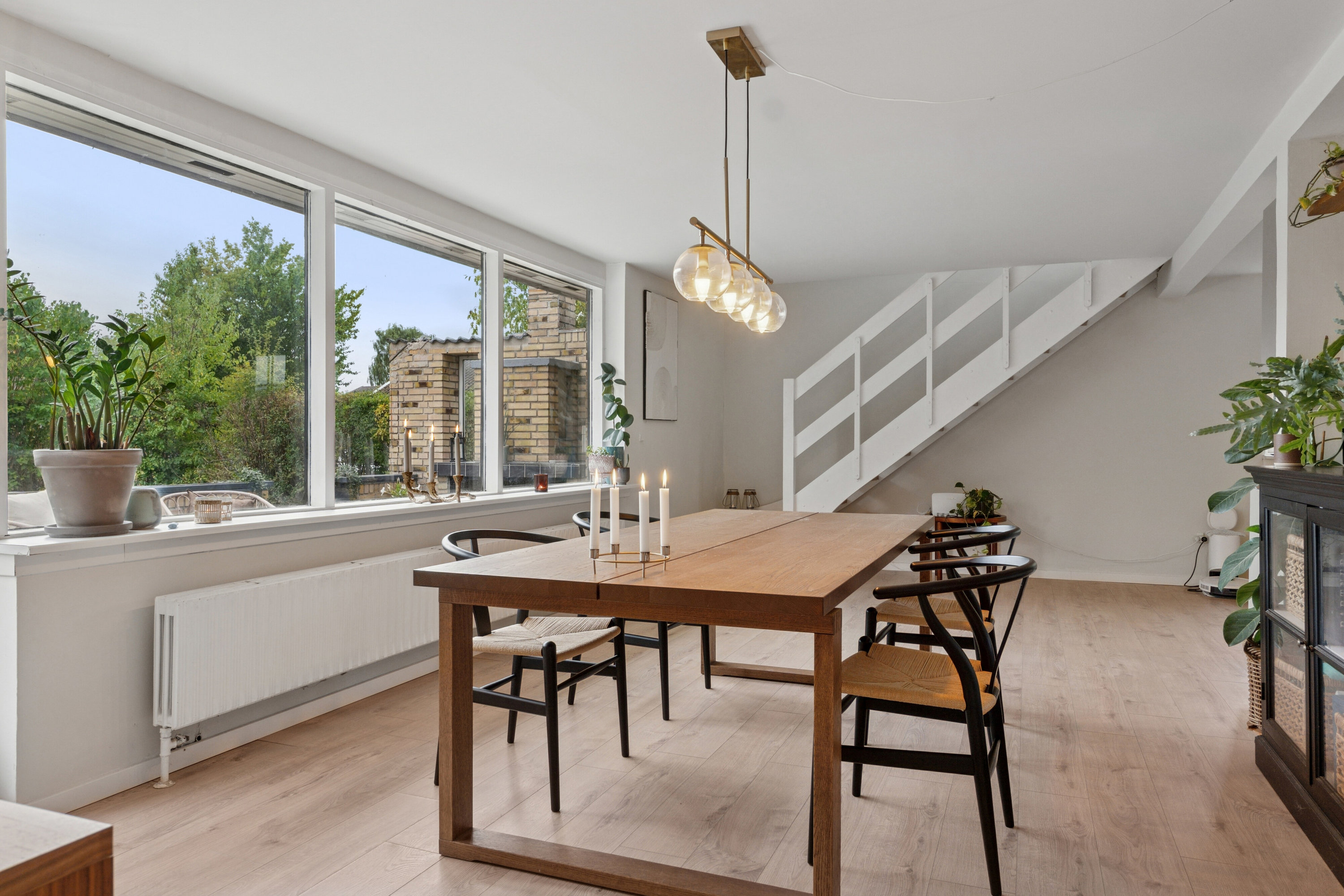 Fremhævet spisestue billede i fuldskærmstilstand. Billede af Bovelgårdsvej 1, Gershøj, 4070 Kirke Hyllinge