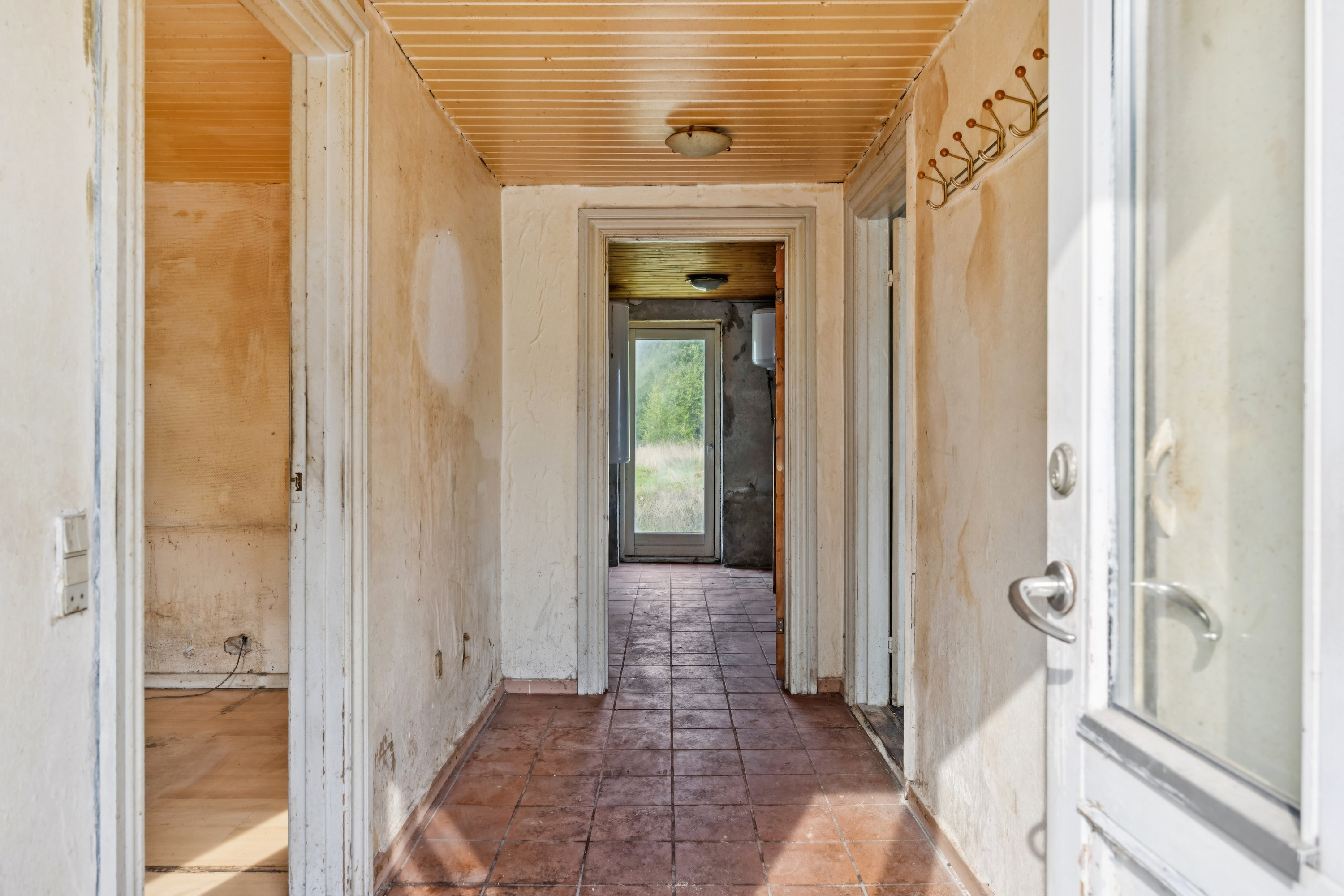 Miniaturebillede 2: gang. Billede af Auningvej 23 + 21, Gjesing, 8963 Auning