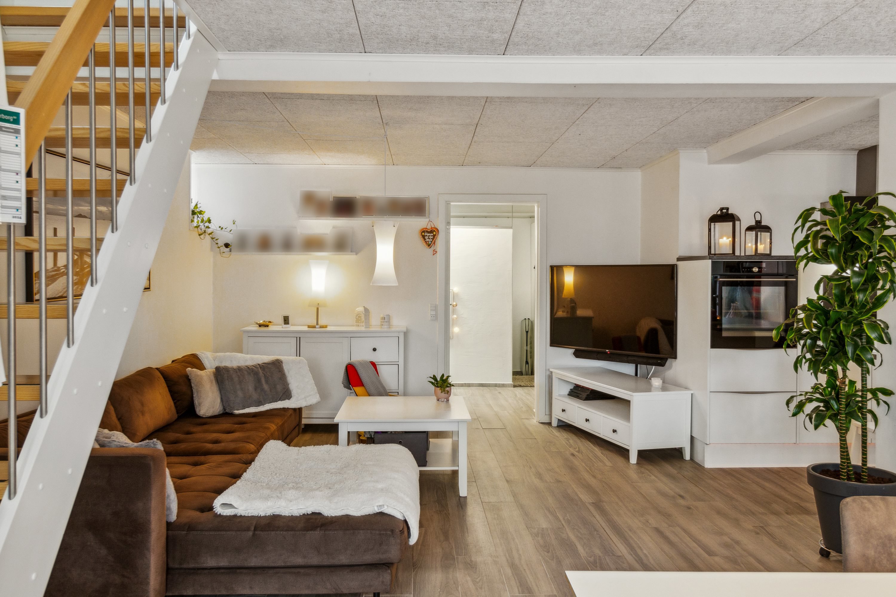 Fremhævet stue billede i fuldskærmstilstand. Billede af Bakkegården 3, Rinkenæs, 6300 Gråsten