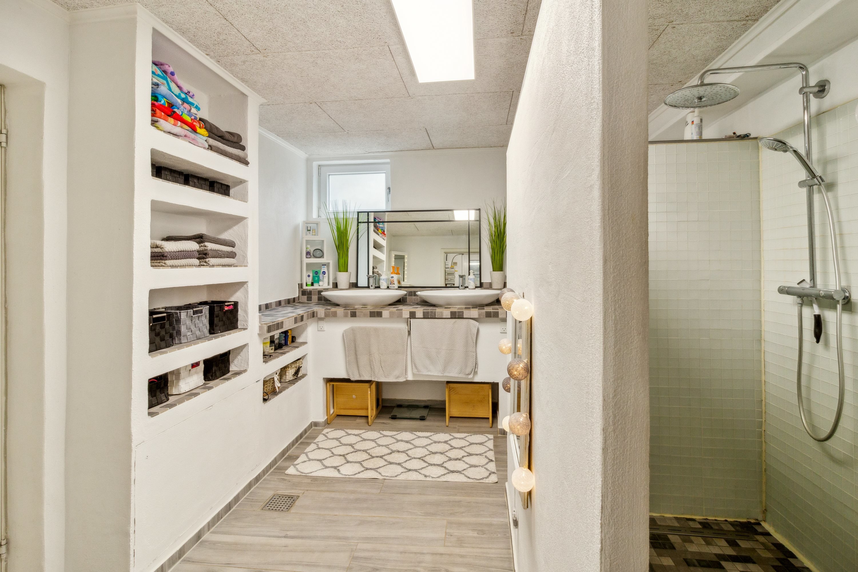 Fremhævet badeværelse billede i fuldskærmstilstand. Billede af Bakkegården 3, Rinkenæs, 6300 Gråsten