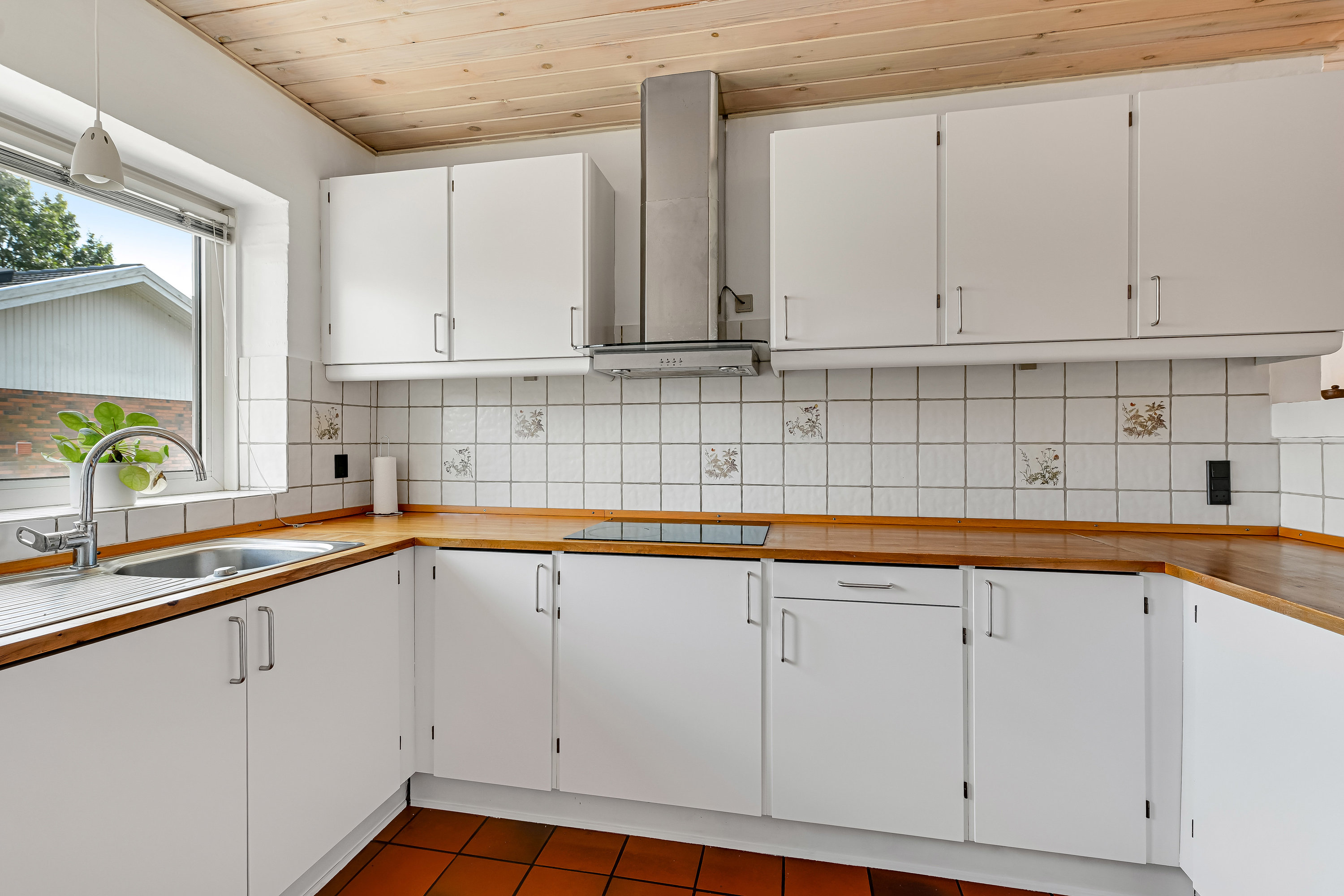 Fremhævet køkken billede i fuldskærmstilstand. Billede af Sønderkær 375, 7190 Billund