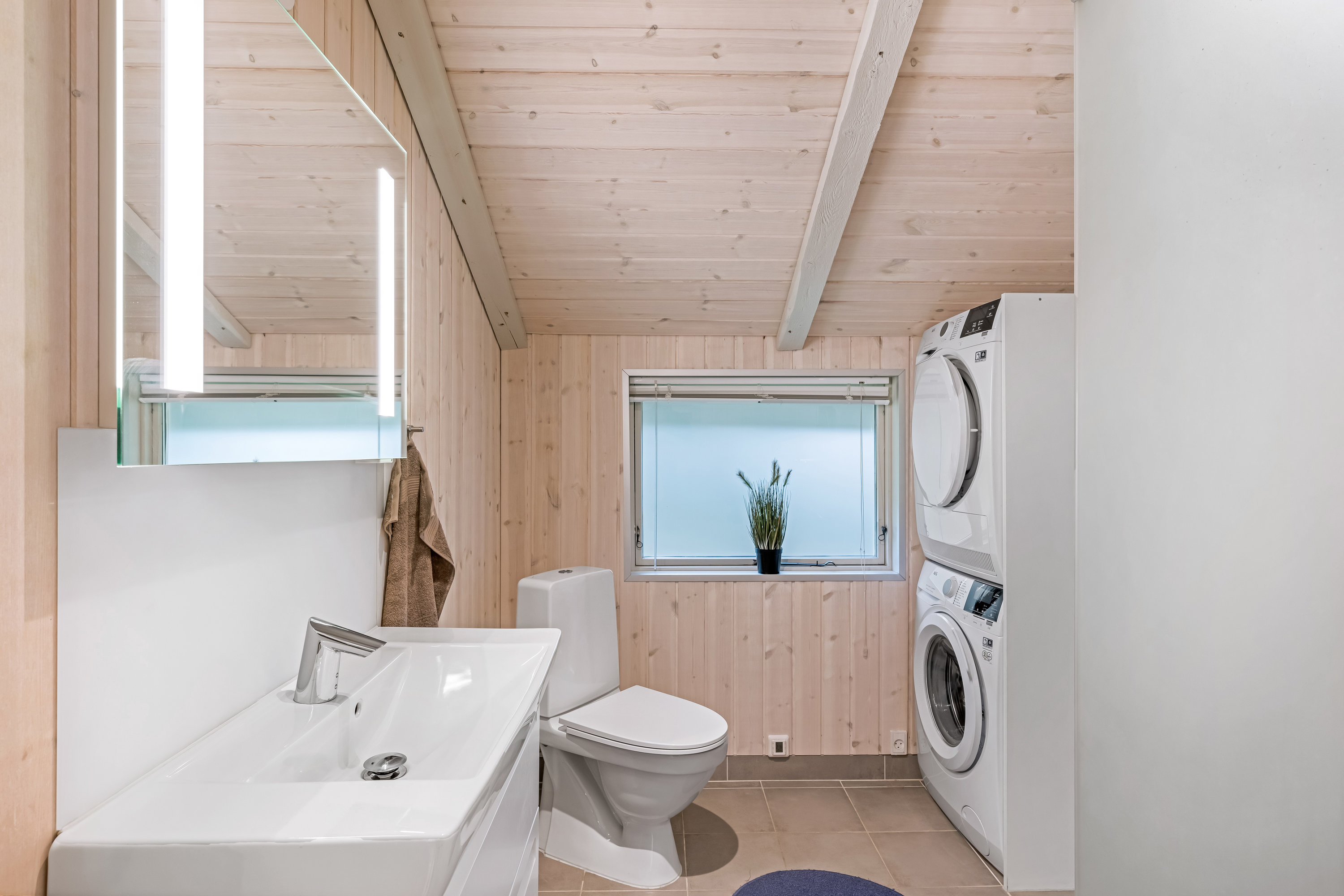 Fremhævet  billede i fuldskærmstilstand. Billede af Fynsland 15, 6857 Blåvand