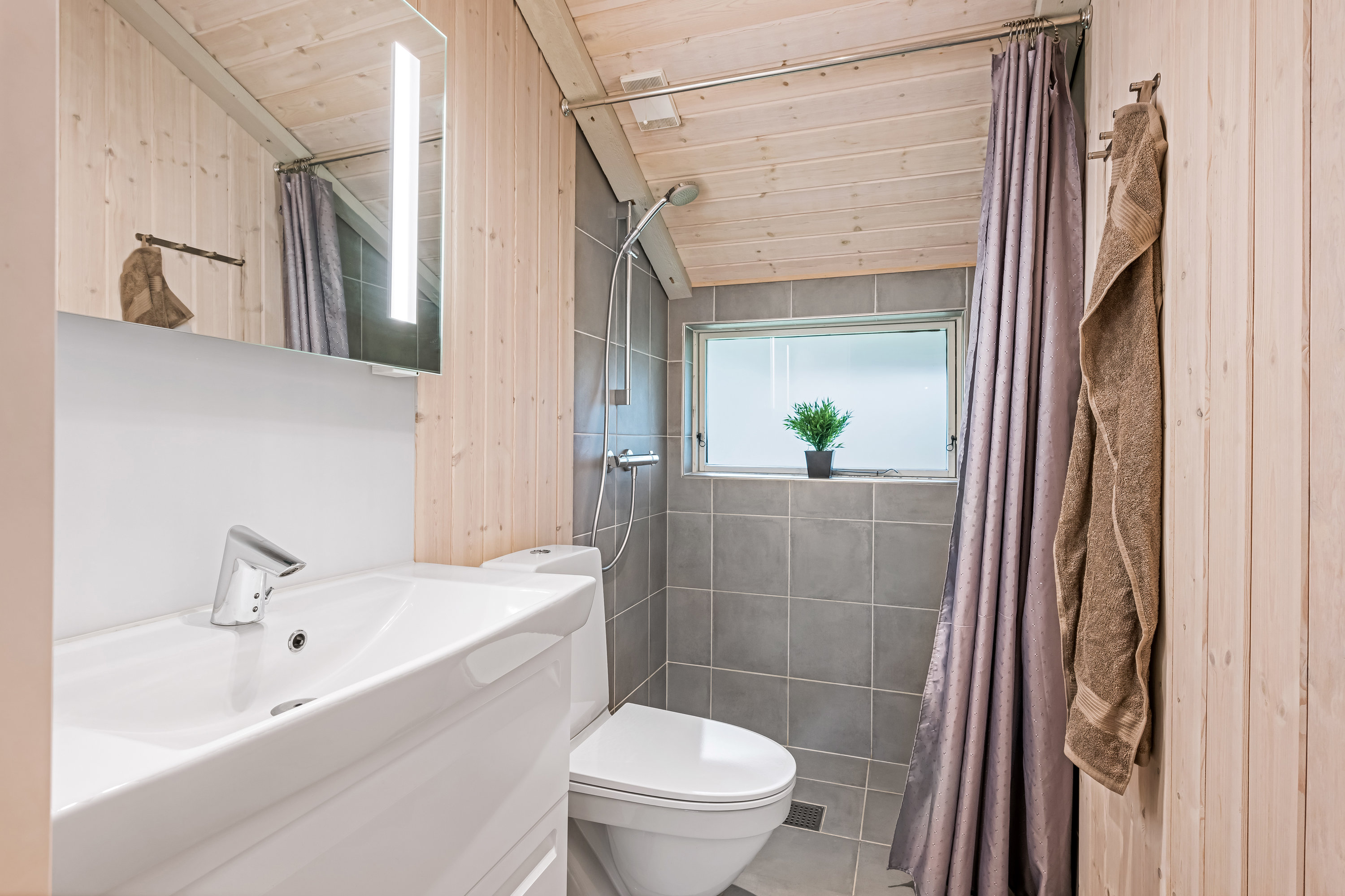 Fremhævet  billede i fuldskærmstilstand. Billede af Fynsland 15, 6857 Blåvand