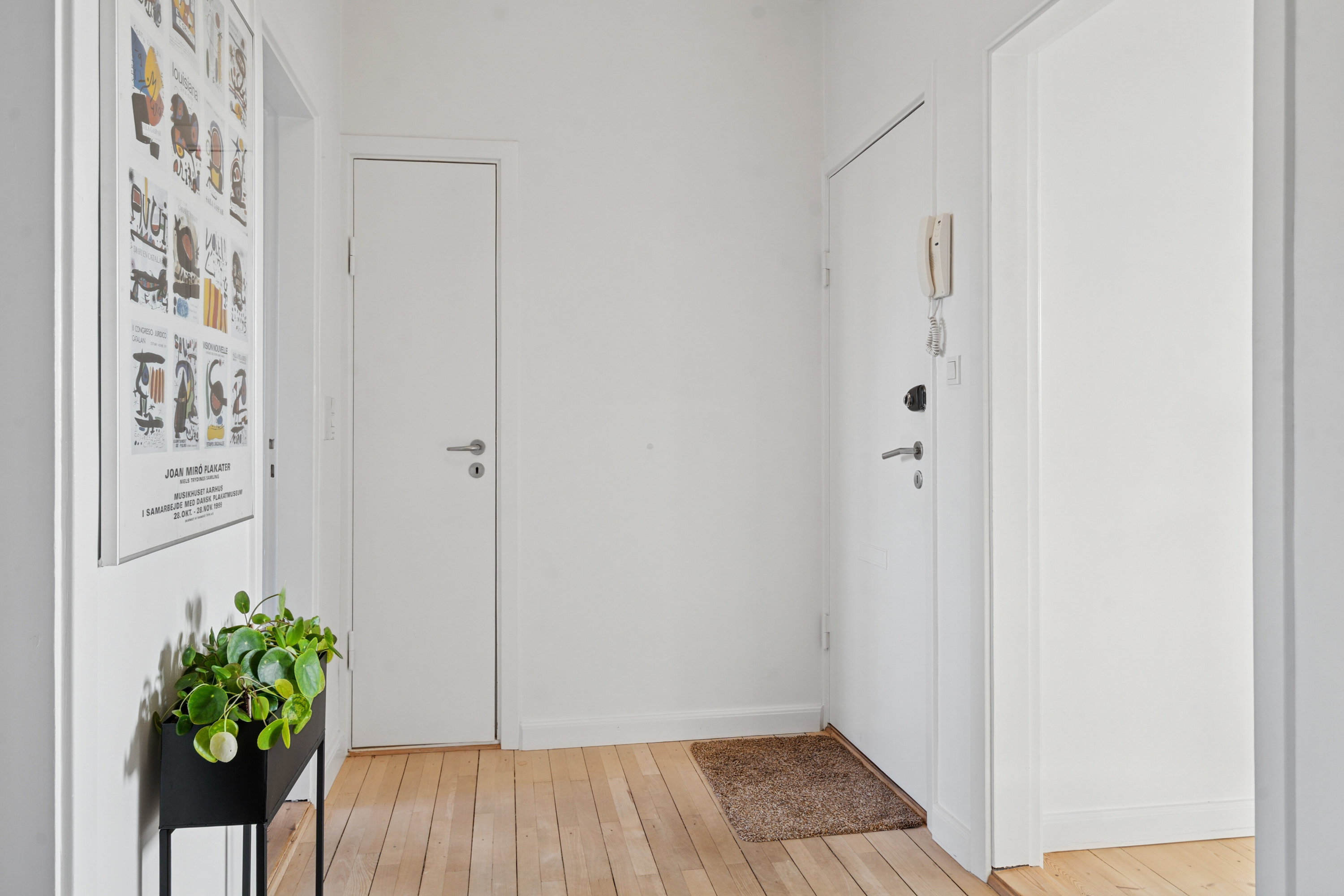 Fremhævet gang billede i fuldskærmstilstand. Billede af Teisensvej 2B, 1. tv., 5000 Odense C