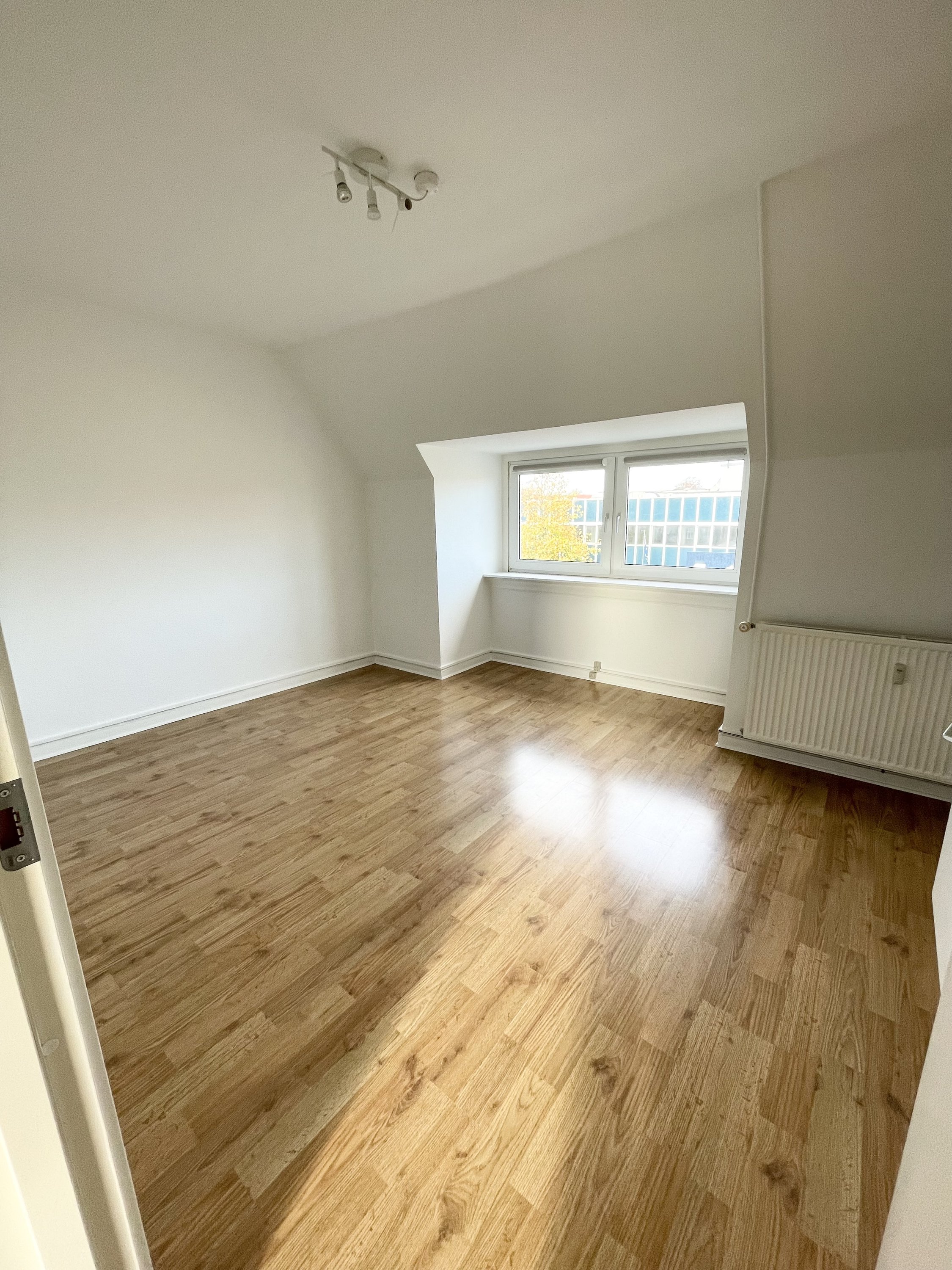 Fremhævet  billede i fuldskærmstilstand. Billede af Middelfartvej 114, 2., Bolbro, 5200 Odense V