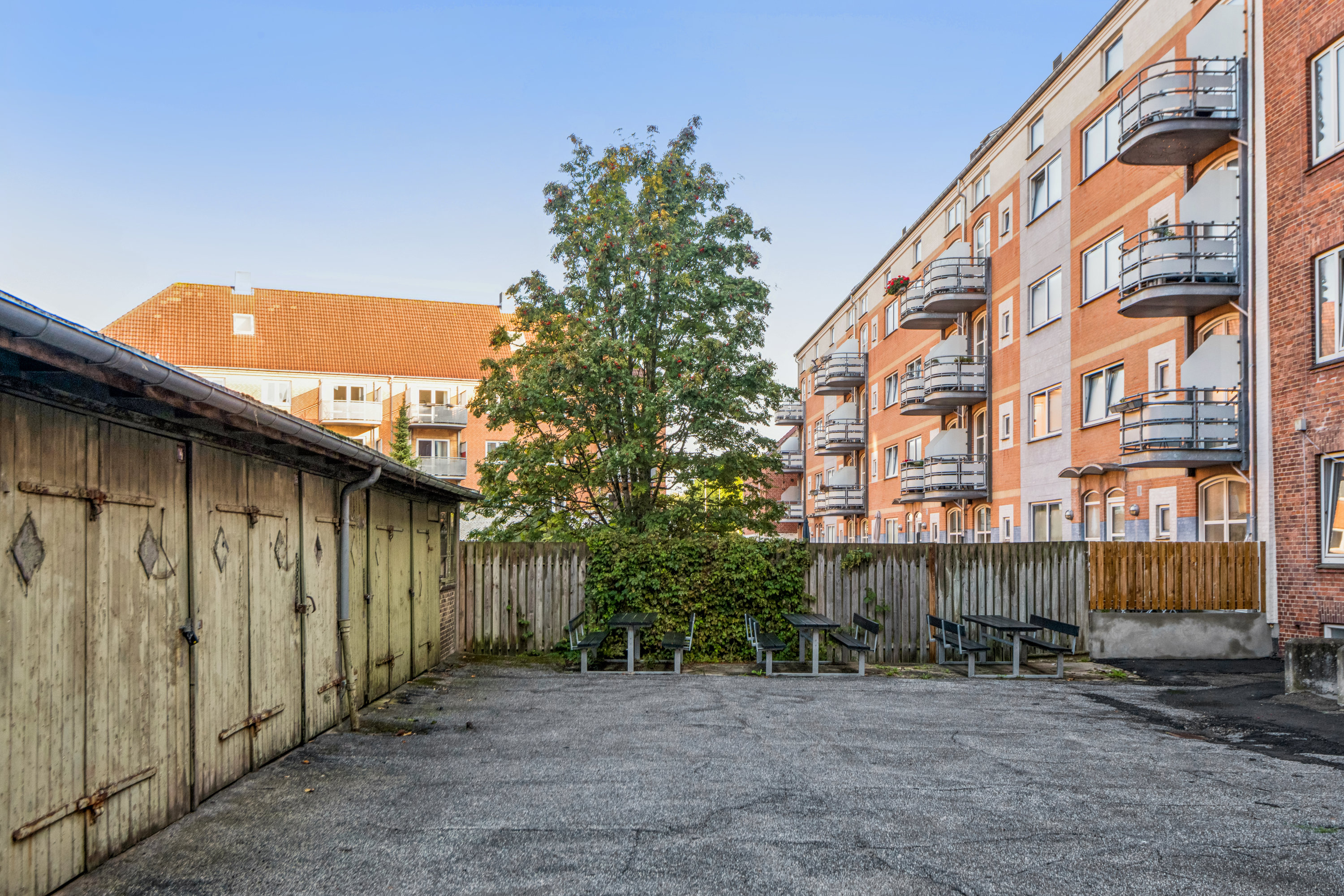 Fremhævet ejendom 1 billede i fuldskærmstilstand. Billede af Sønderbro 10, 2. th., 9000 Aalborg