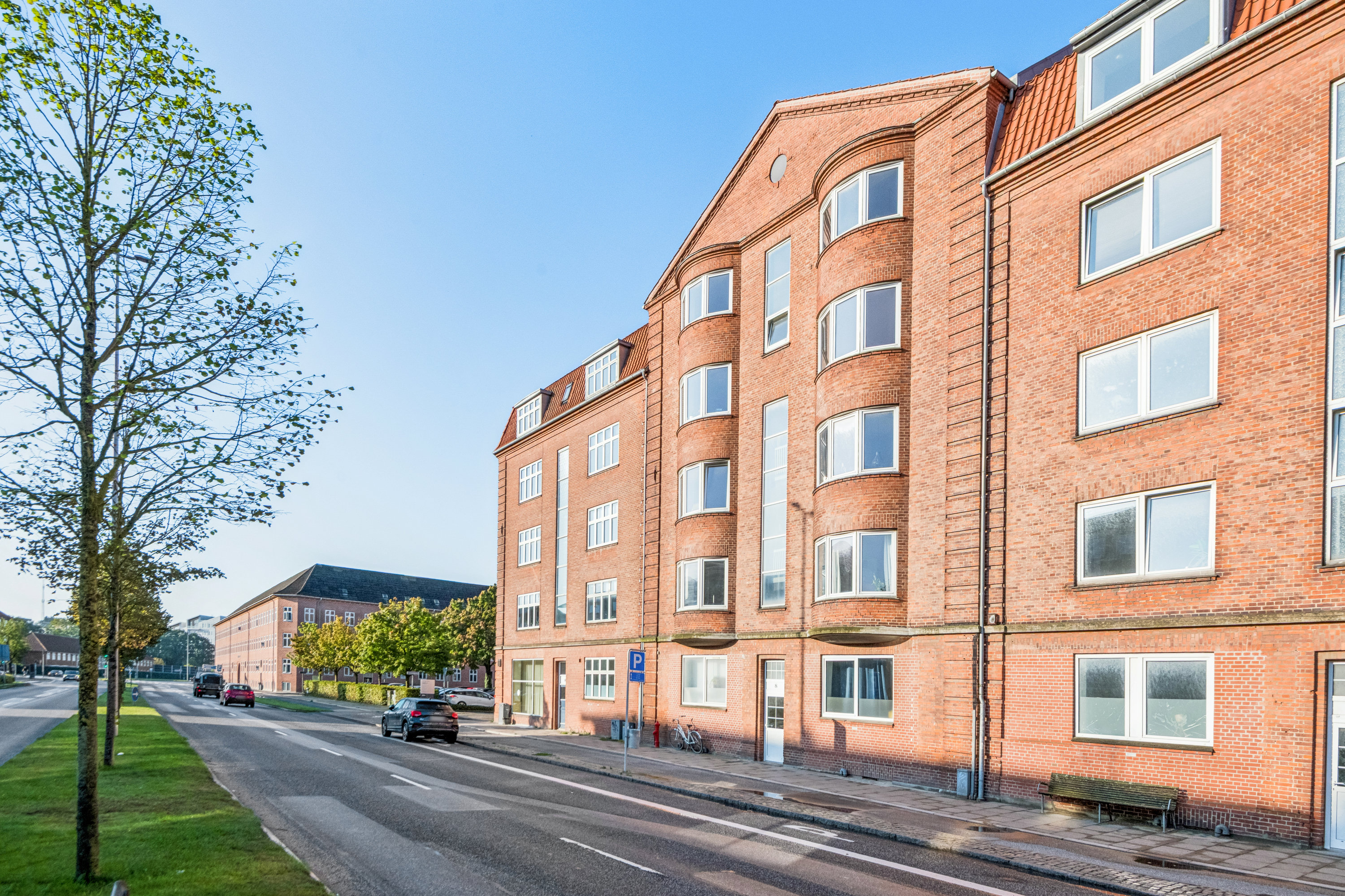 Fremhævet ejendom 1 billede i fuldskærmstilstand. Billede af Sønderbro 10, 2. th., 9000 Aalborg