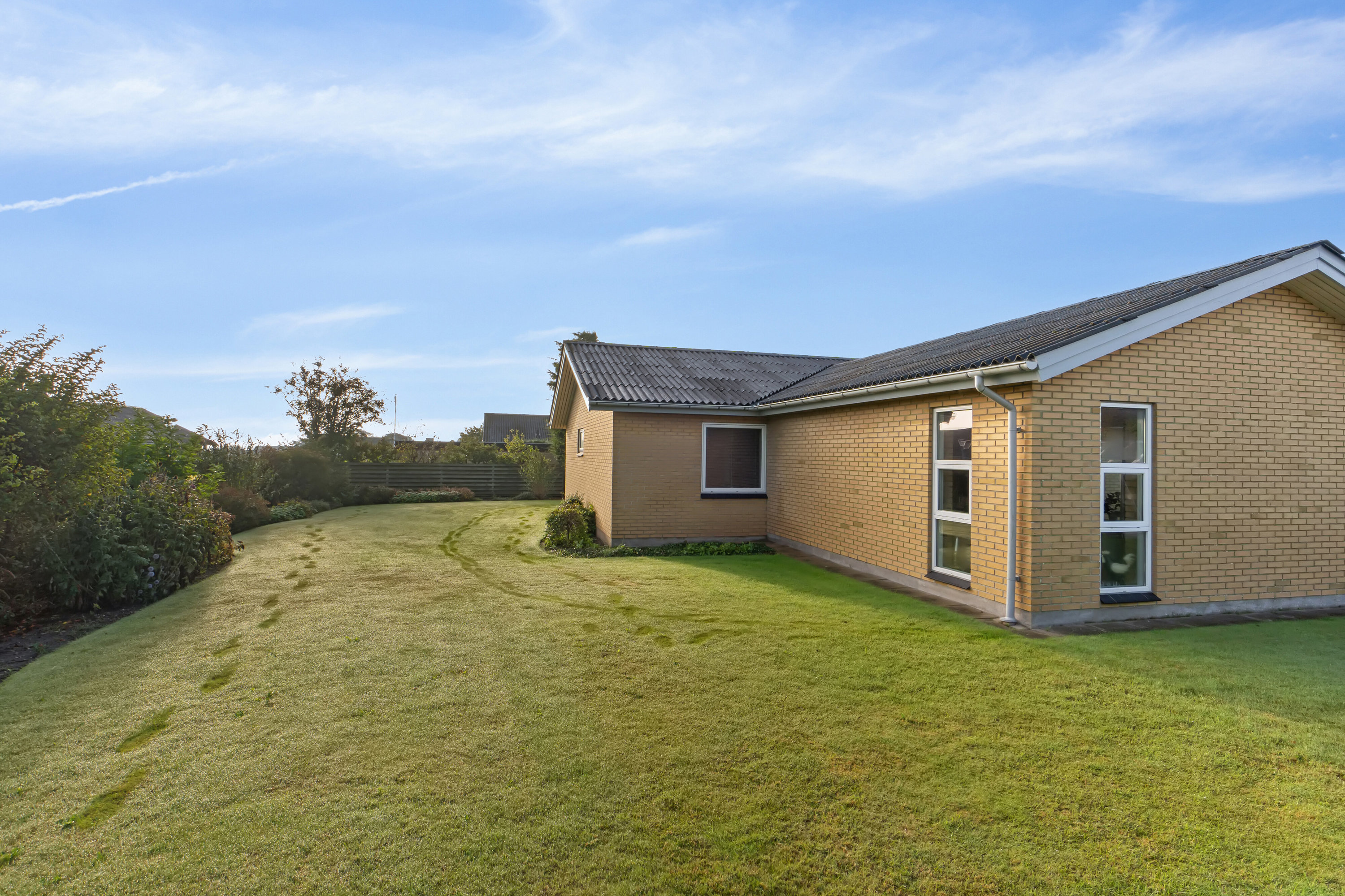 Fremhævet set fra haven billede i fuldskærmstilstand. Billede af Markvænget 6C, Tingstrup, 7700 Thisted