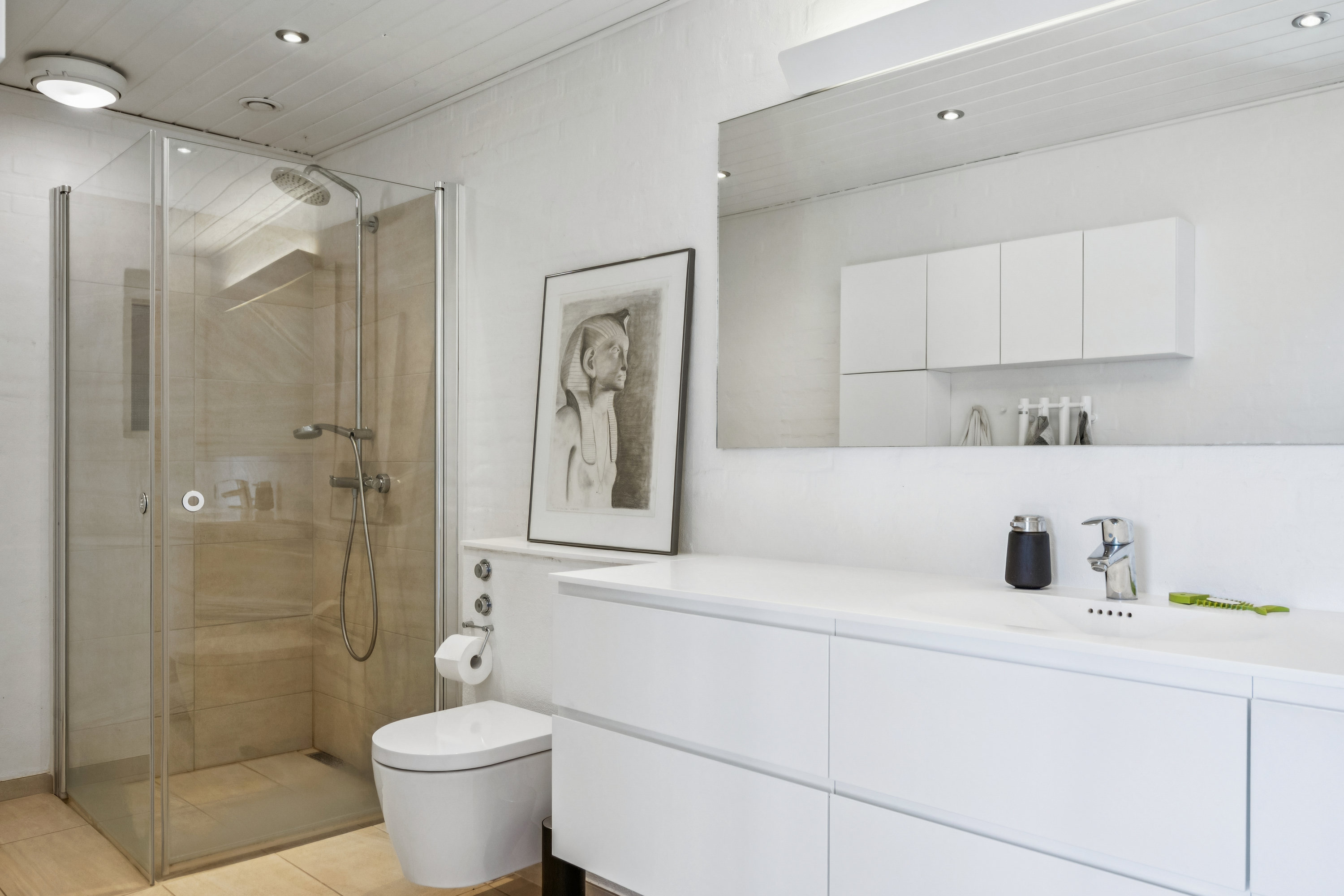 Fremhævet badeværelse billede i fuldskærmstilstand. Billede af Annekærvej 36, 8250 Egå