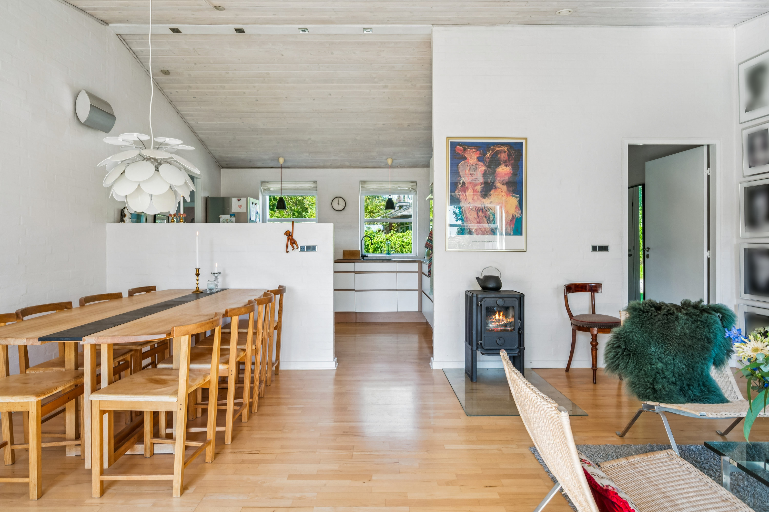 Fremhævet stue billede i fuldskærmstilstand. Billede af Annekærvej 36, 8250 Egå