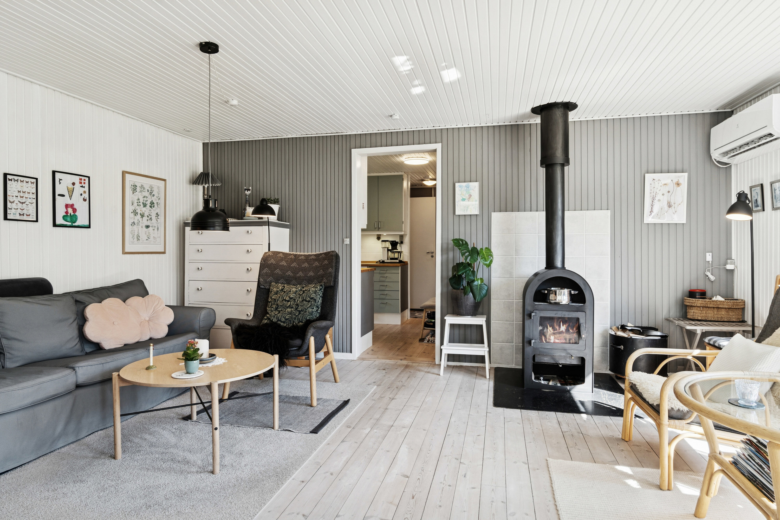 Fremhævet stue billede i fuldskærmstilstand. Billede af Blomstervangen 10, 4500 Nykøbing Sj