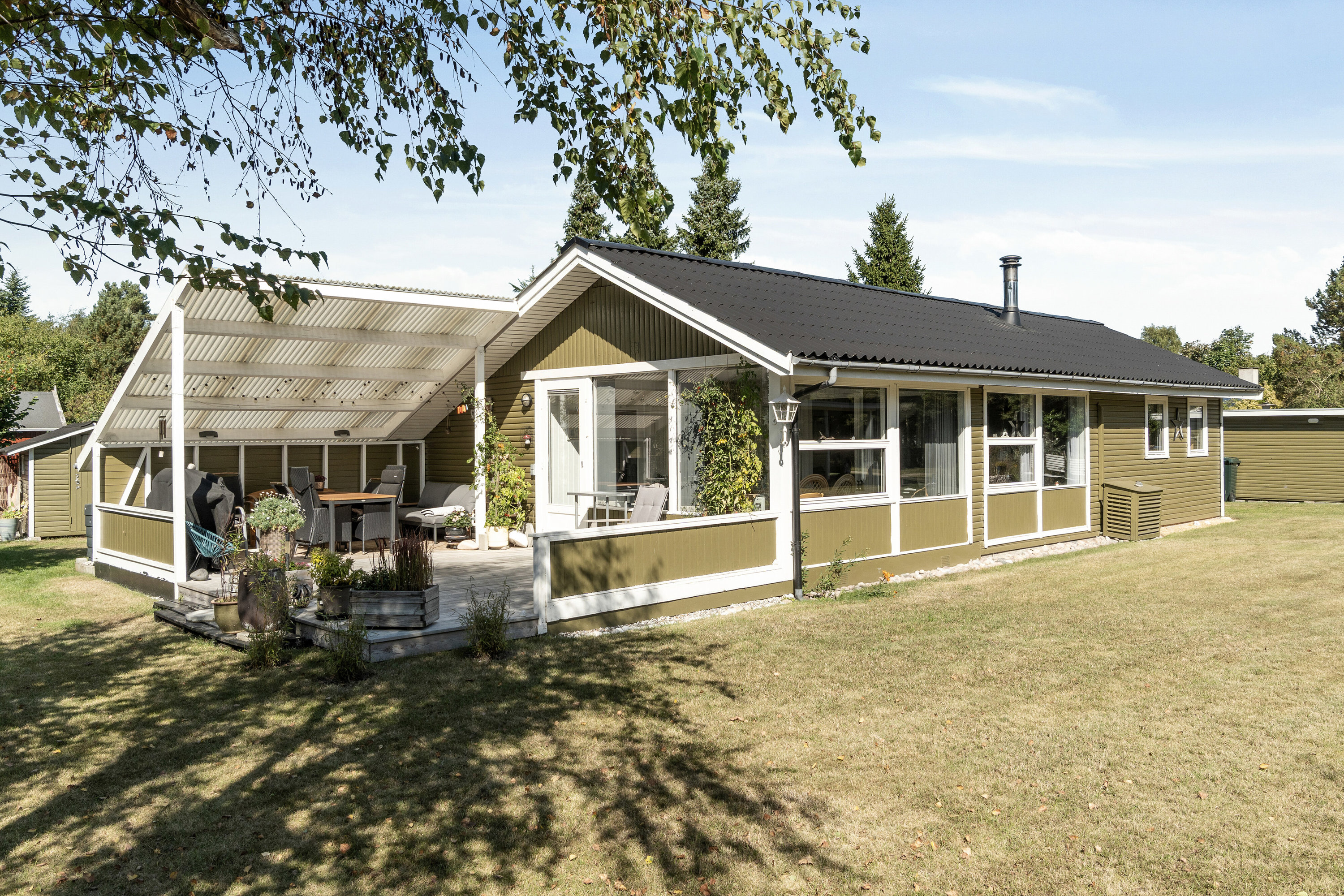 Fremhævet udendørs billede i fuldskærmstilstand. Billede af Blomstervangen 10, 4500 Nykøbing Sj