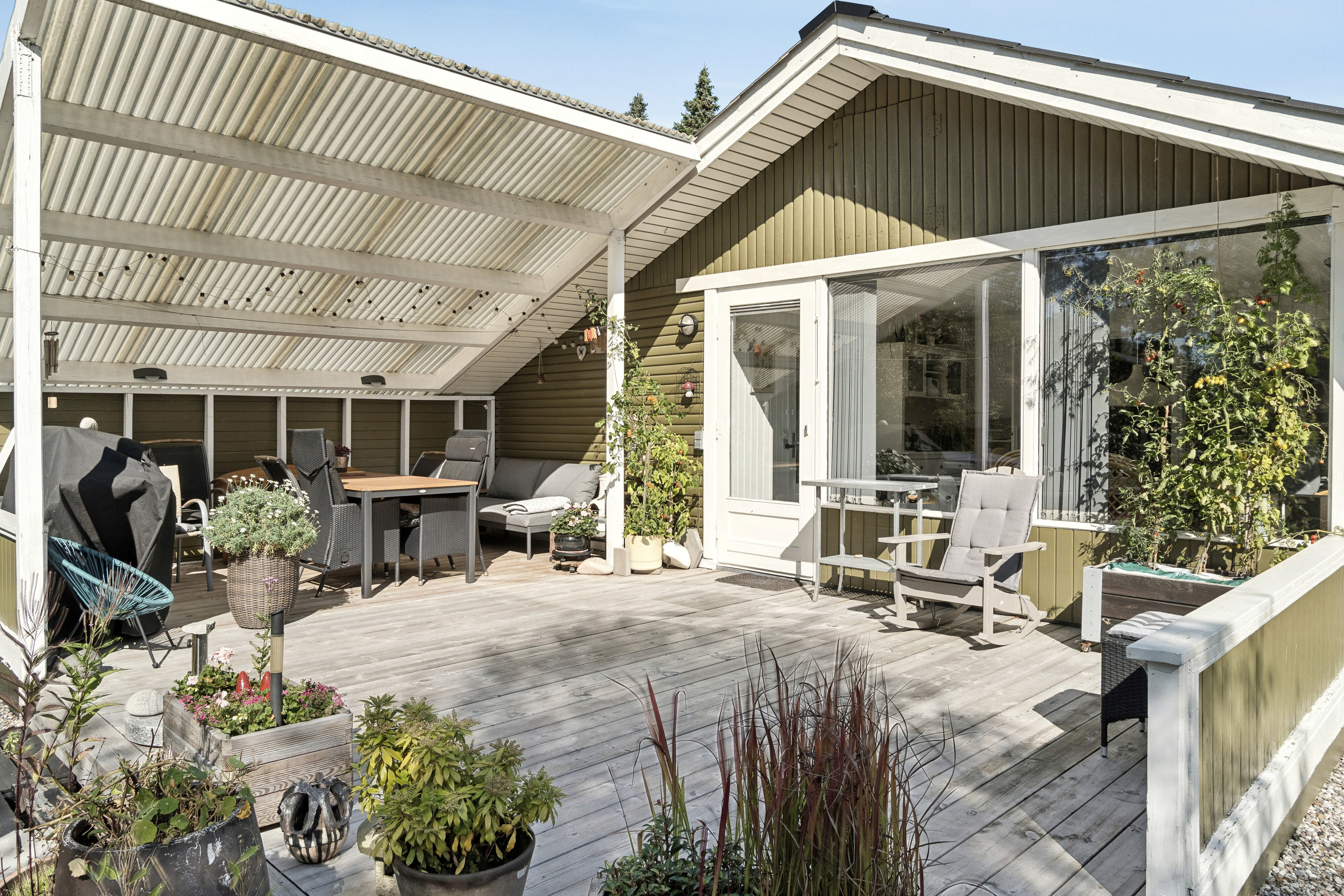 Fremhævet overdækket terrasse billede i fuldskærmstilstand. Billede af Blomstervangen 10, 4500 Nykøbing Sj