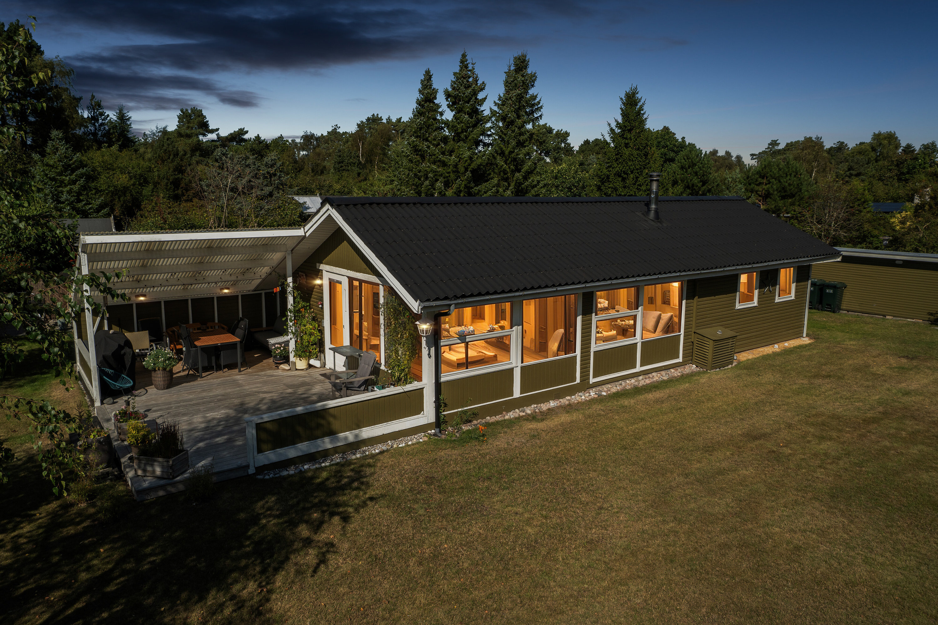 Fremhævet andet billede i fuldskærmstilstand. Billede af Blomstervangen 10, 4500 Nykøbing Sj