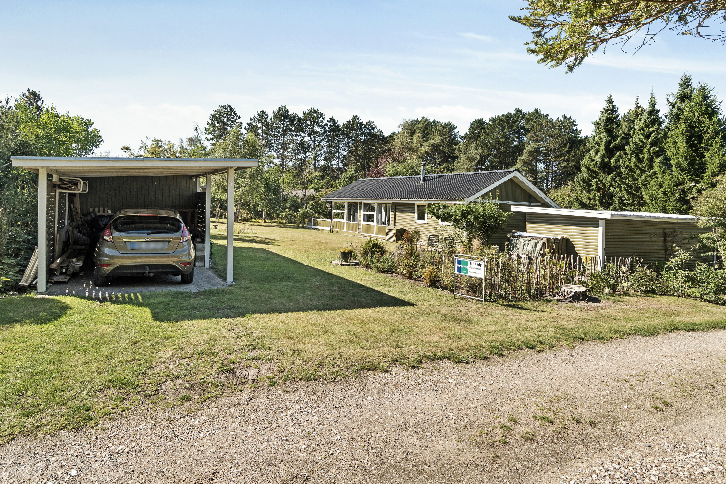 Fremhævet carport billede i fuldskærmstilstand. Billede af Blomstervangen 10, 4500 Nykøbing Sj