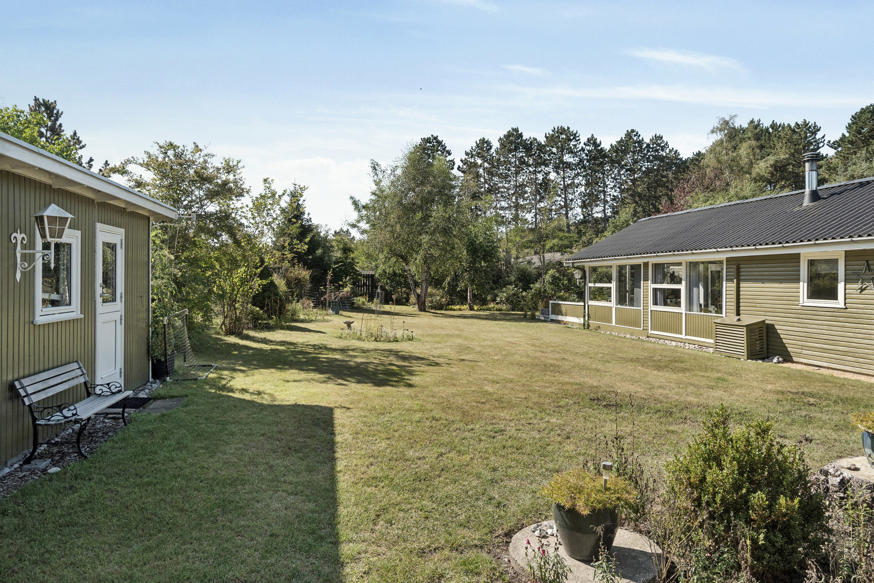 Fremhævet udendørs billede i fuldskærmstilstand. Billede af Blomstervangen 10, 4500 Nykøbing Sj