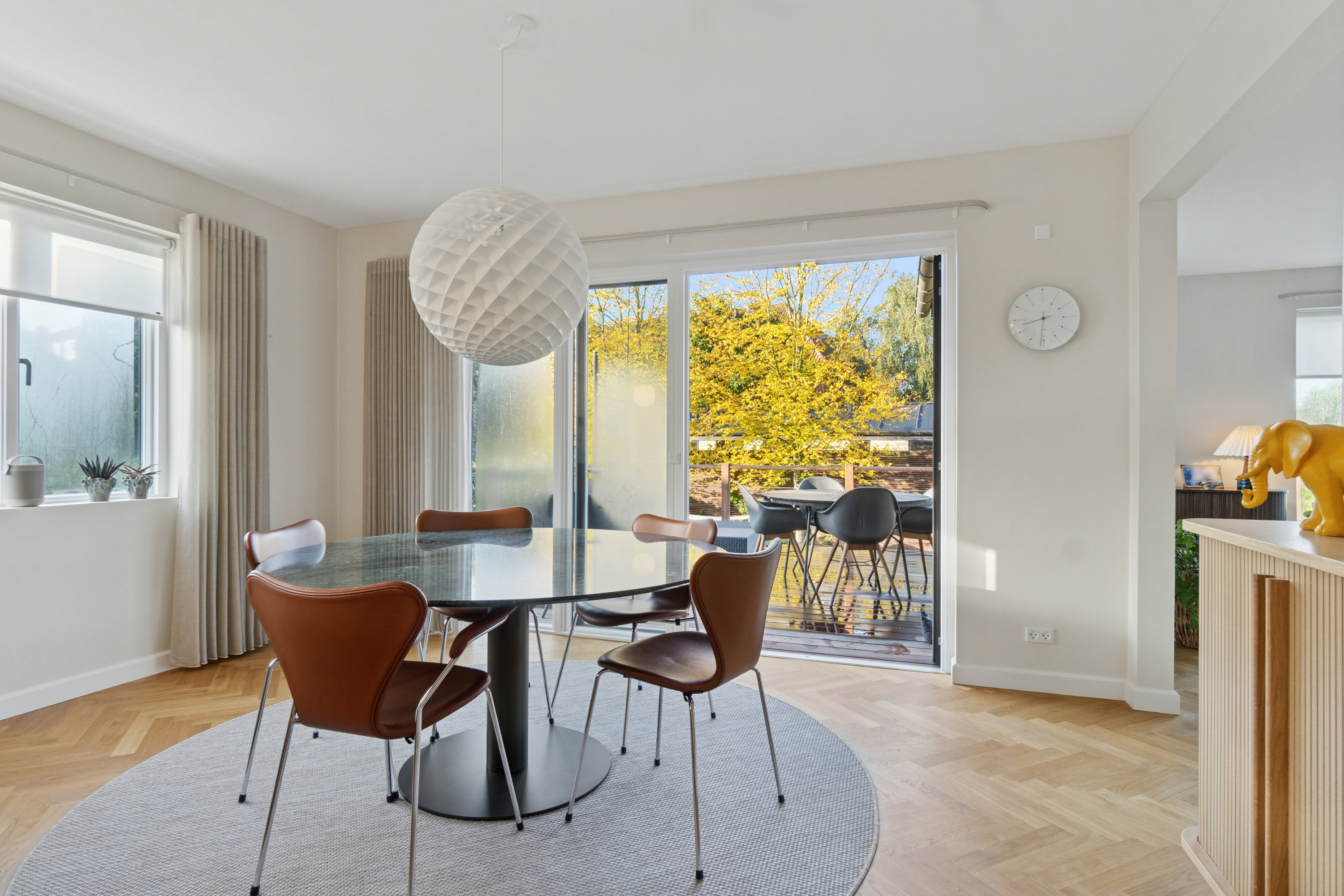 Fremhævet alrum billede i fuldskærmstilstand. Billede af Bakkedraget 2, Skåde, 8270 Højbjerg