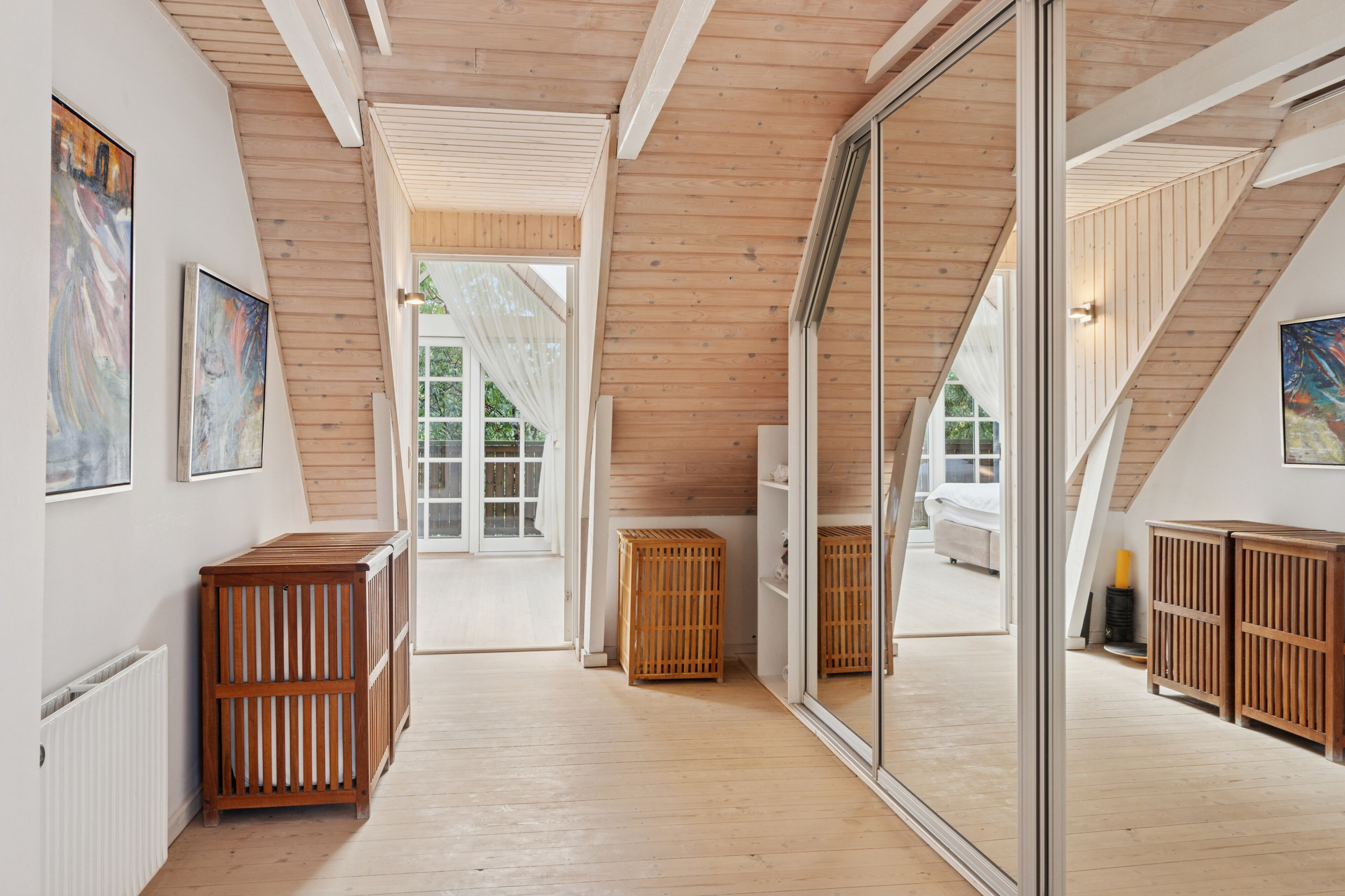 Fremhævet gang billede i fuldskærmstilstand. Billede af Hjortekærskrænten 13, 2800 Kongens Lyngby