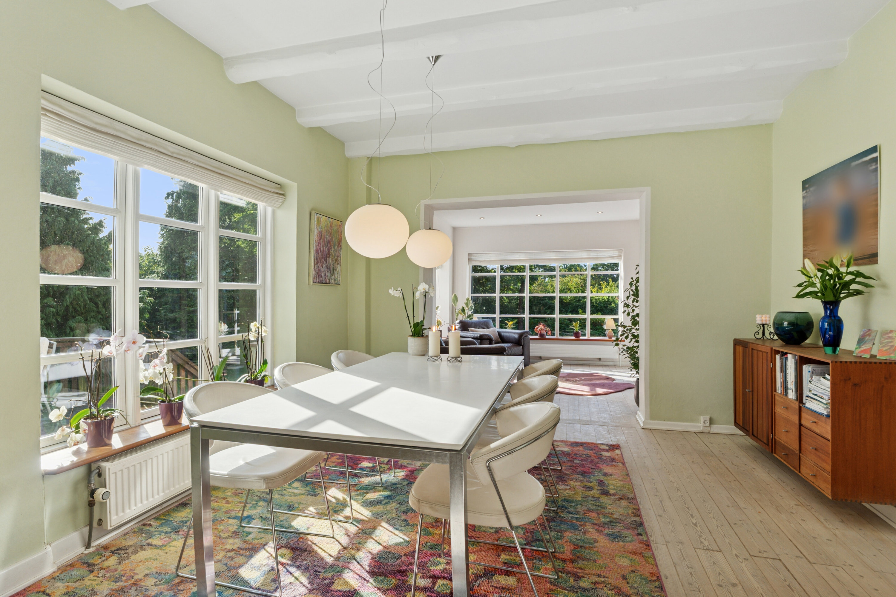 Fremhævet spisestue billede i fuldskærmstilstand. Billede af Hjortekærskrænten 13, 2800 Kongens Lyngby