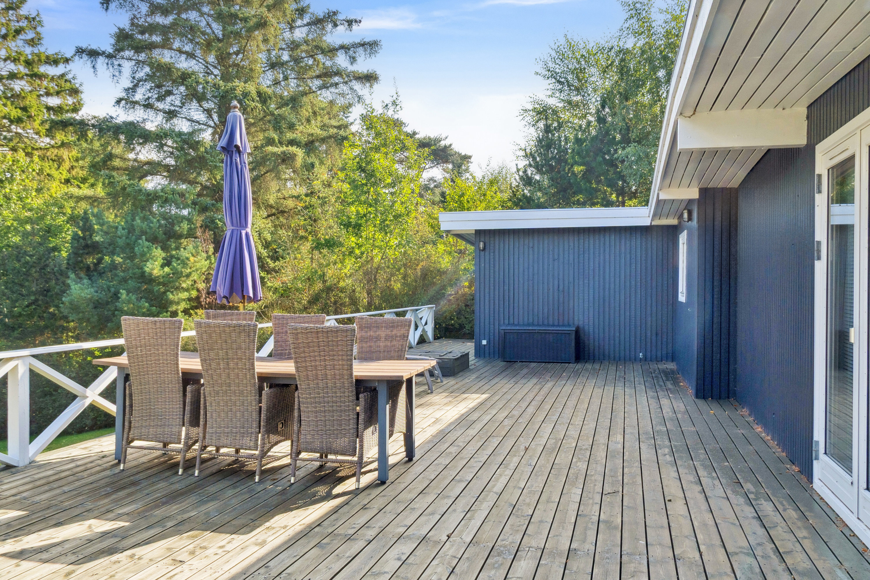 Fremhævet terrasse billede i fuldskærmstilstand. Billede af Vibeengen 1, 4550 Asnæs