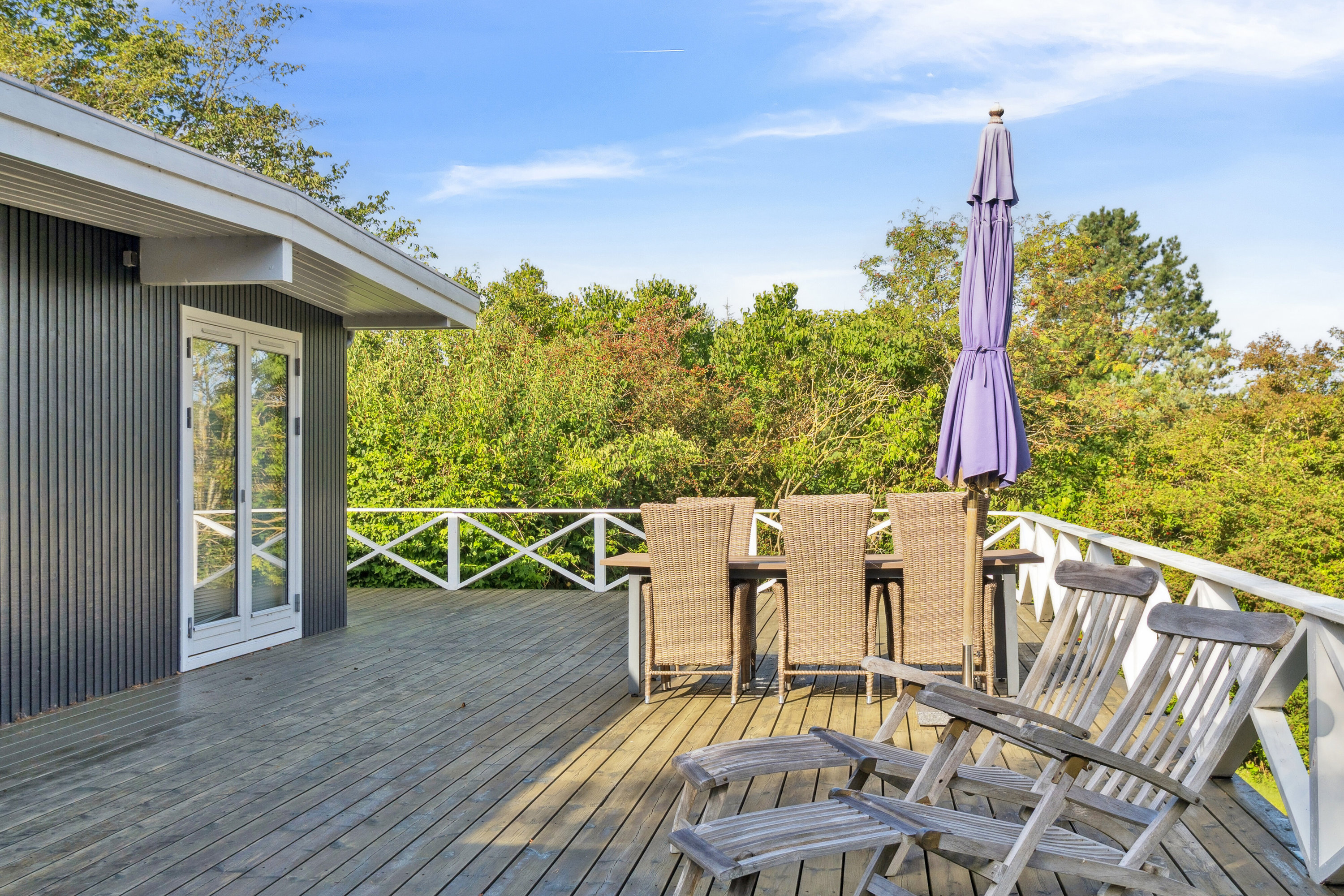 Fremhævet terrasse billede i fuldskærmstilstand. Billede af Vibeengen 1, 4550 Asnæs