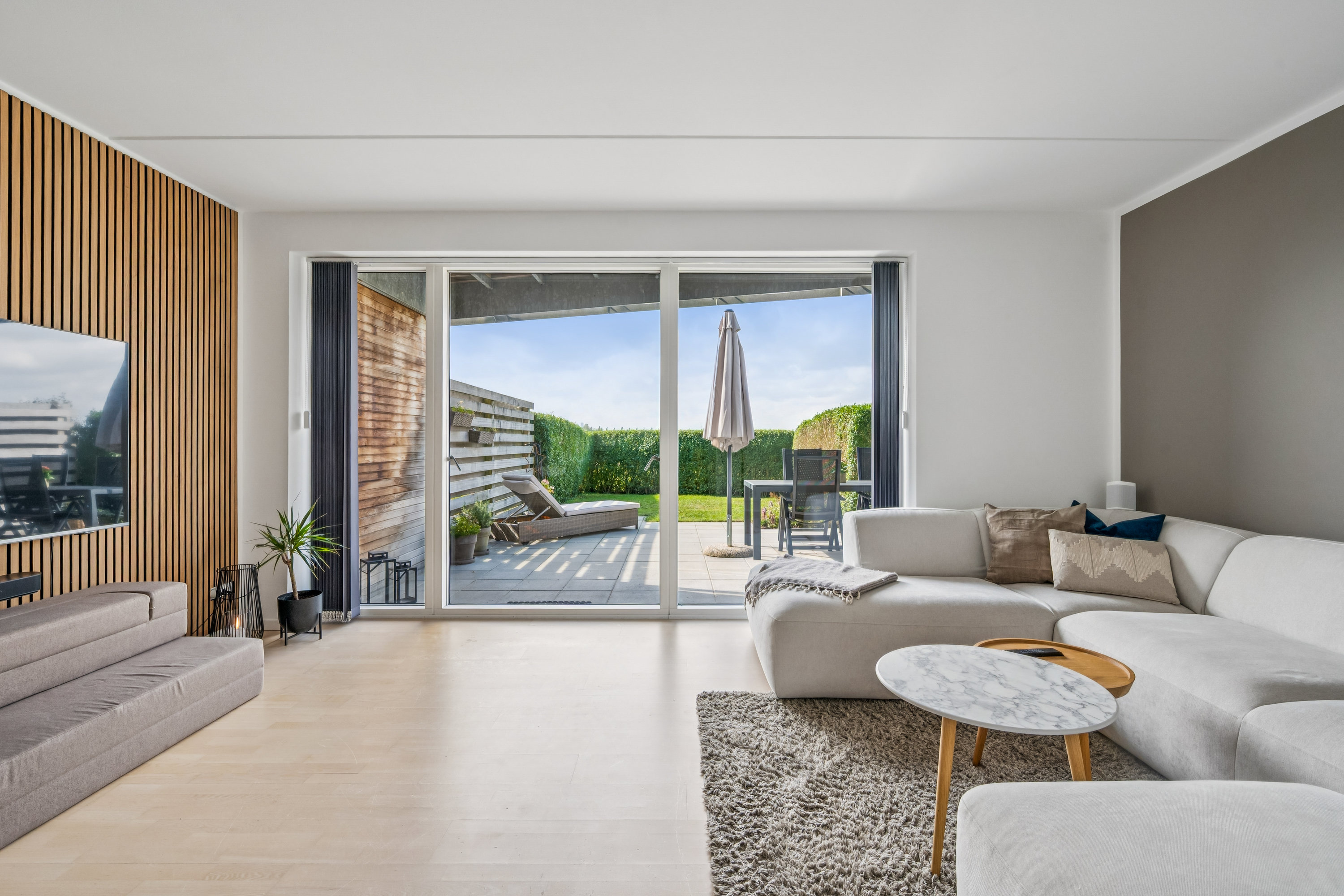 Fremhævet stue billede i fuldskærmstilstand. Billede af Egå Engvej 196, 8250 Egå