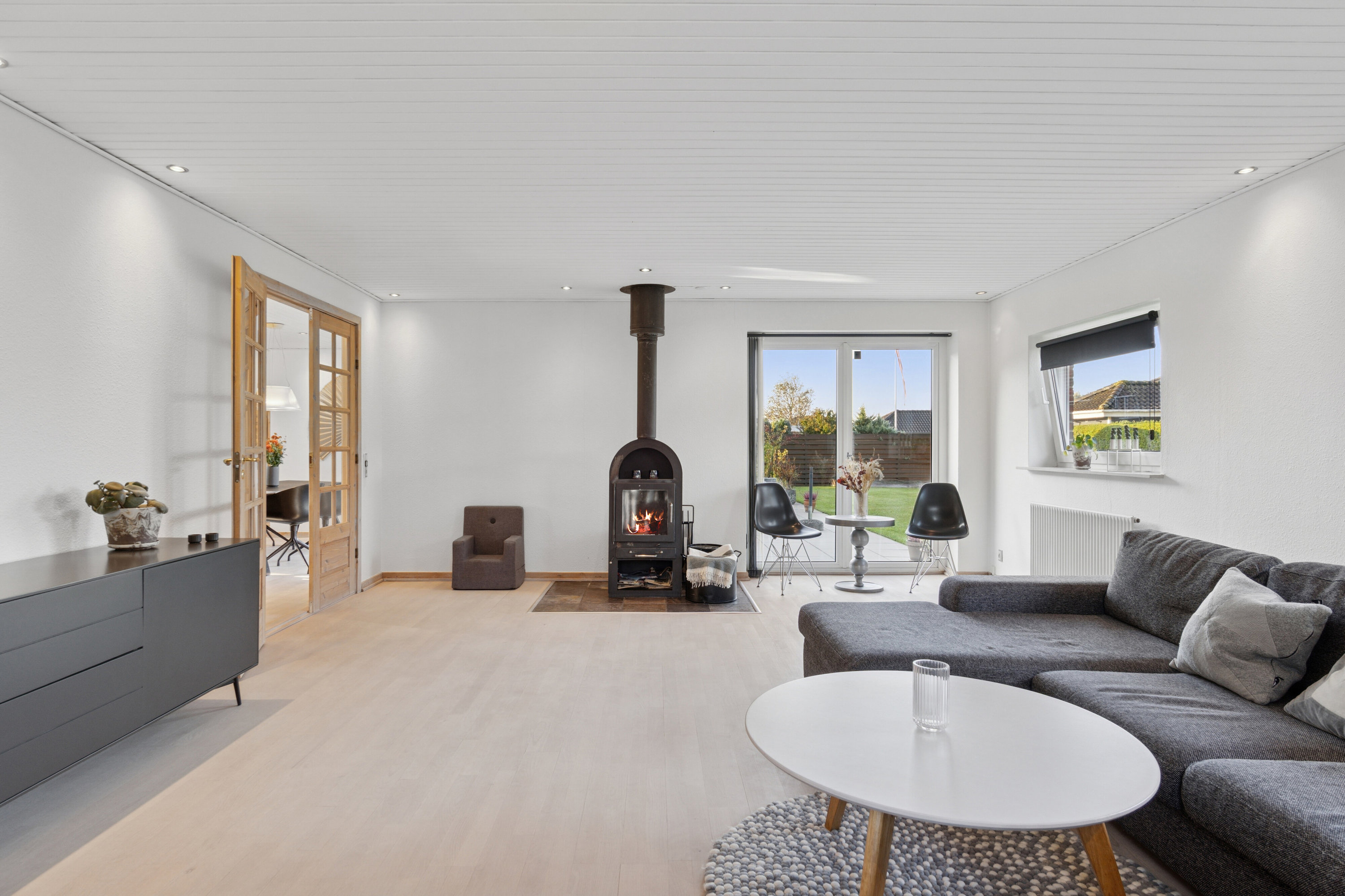 Fremhævet stue billede i fuldskærmstilstand. Billede af Peter Bonnens Vej 71, 7430 Ikast