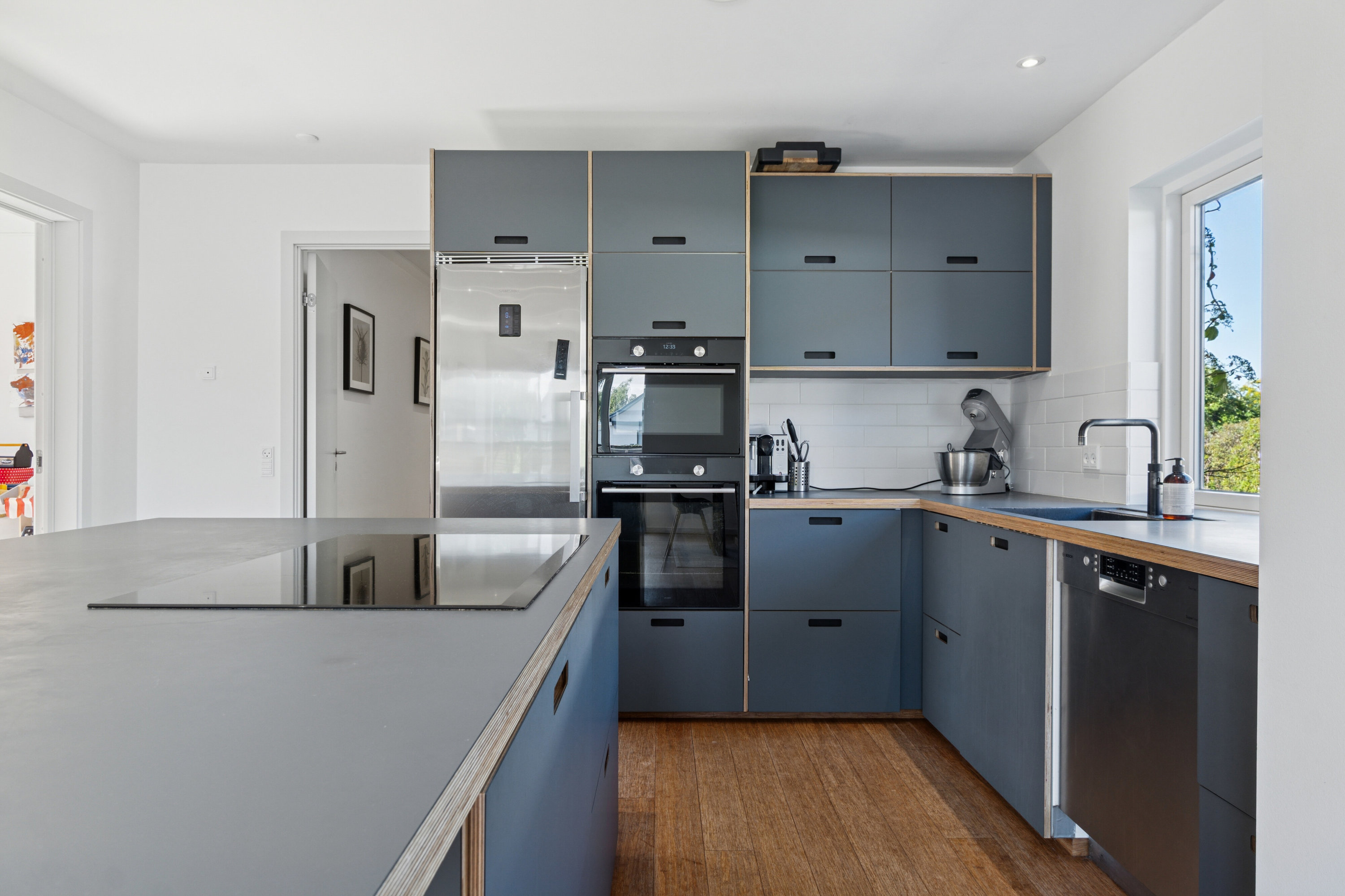 Fremhævet køkken billede i fuldskærmstilstand. Billede af Strandvangen 15, 2650 Hvidovre