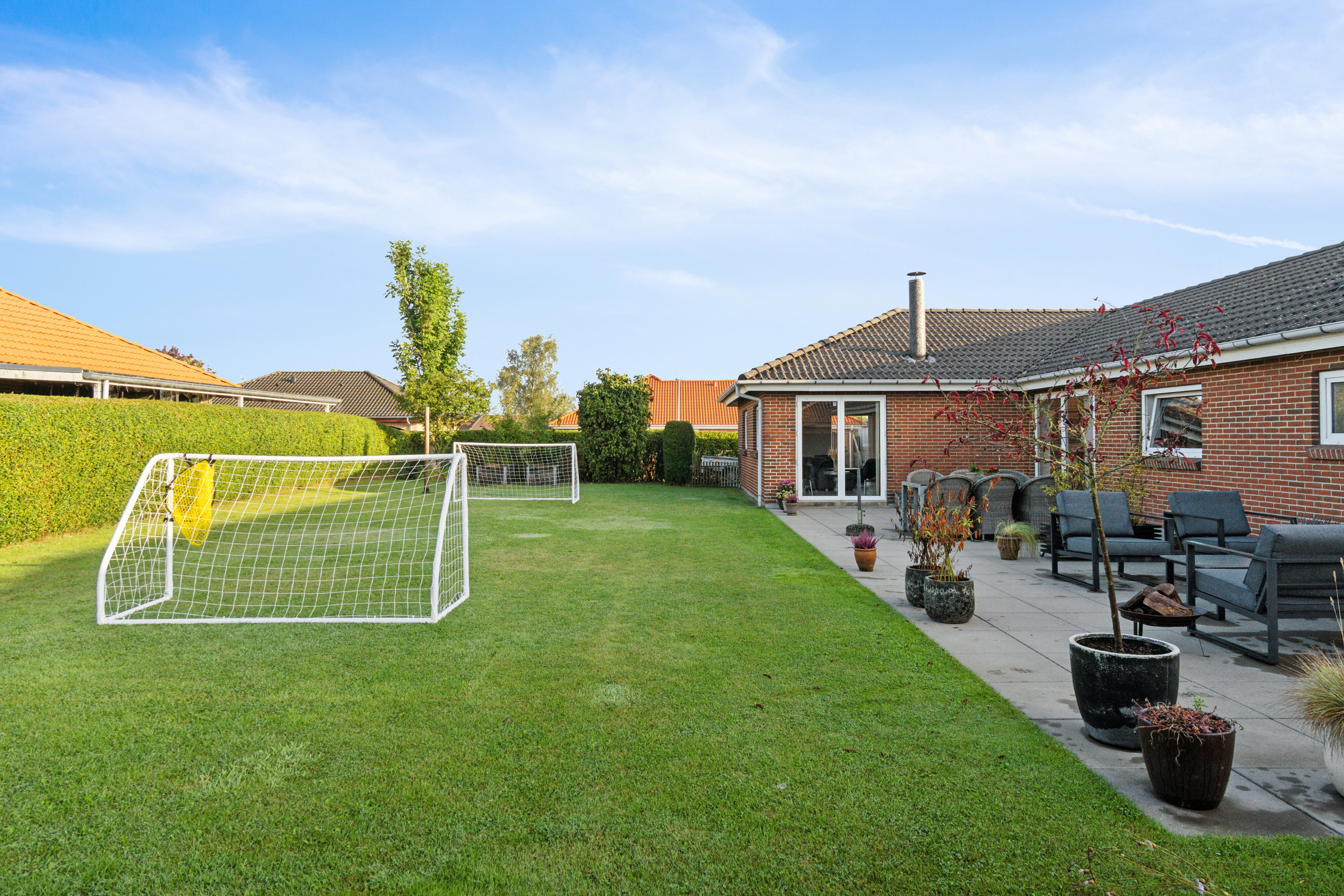 Fremhævet set fra haven billede i fuldskærmstilstand. Billede af Peter Bonnens Vej 71, 7430 Ikast