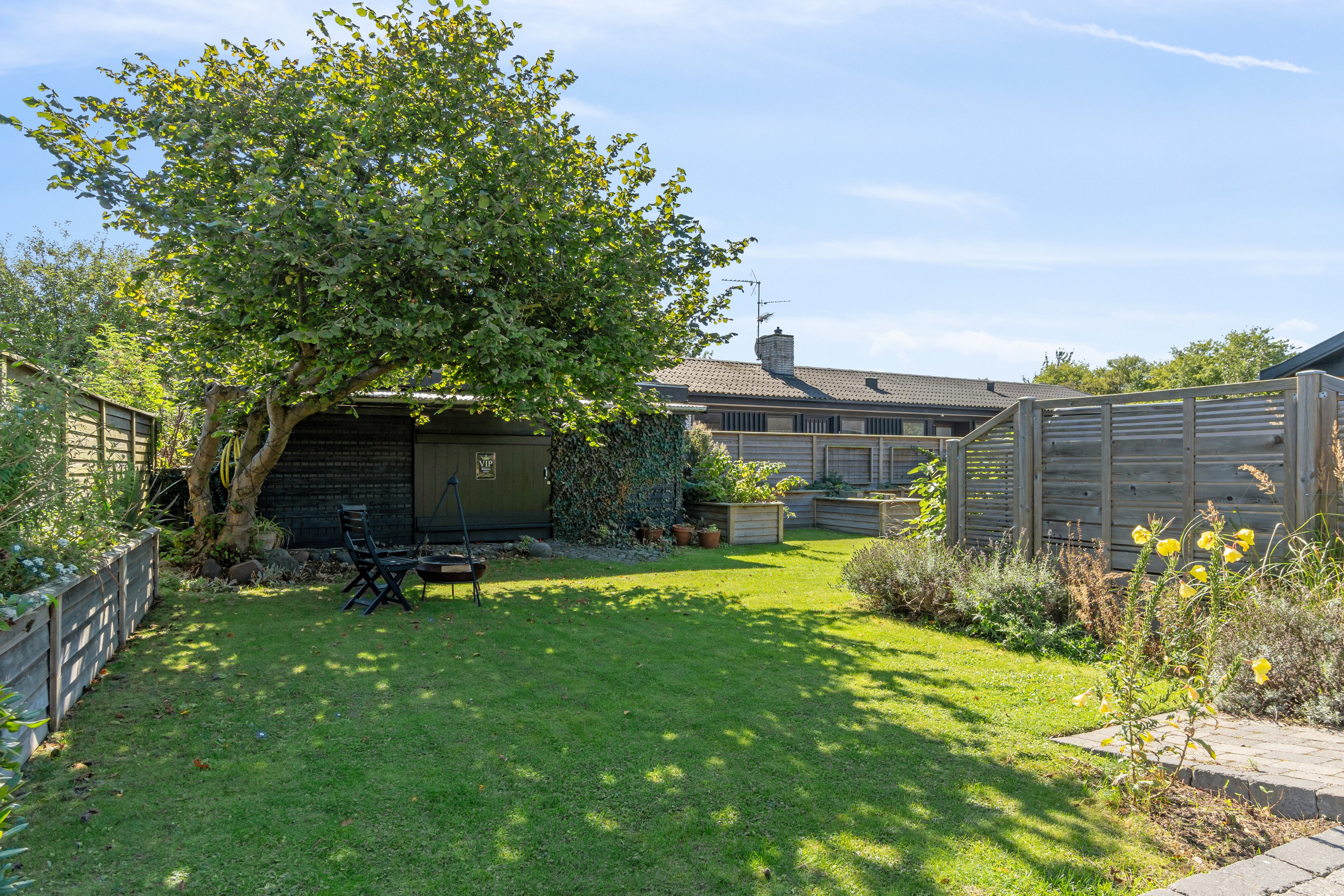 Fremhævet udendørs billede i fuldskærmstilstand. Billede af Strandvangen 15, 2650 Hvidovre